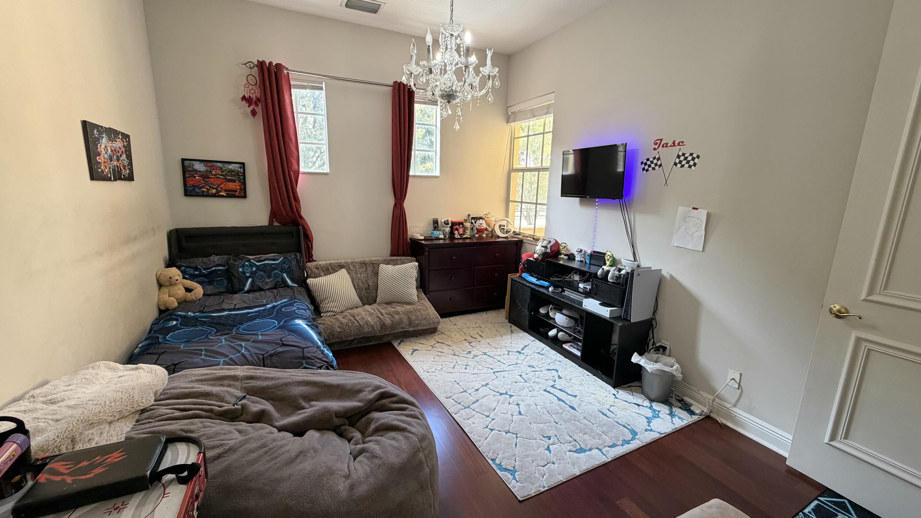 210 NE 69th Circle