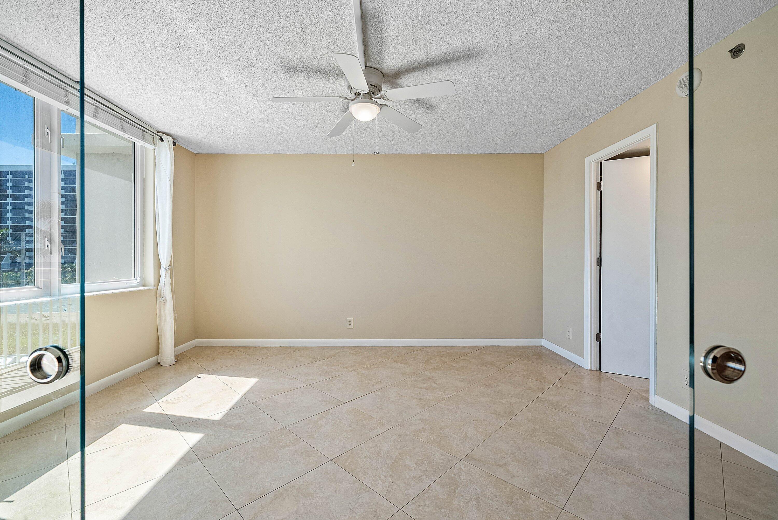 3301 S Ocean Boulevard 207
