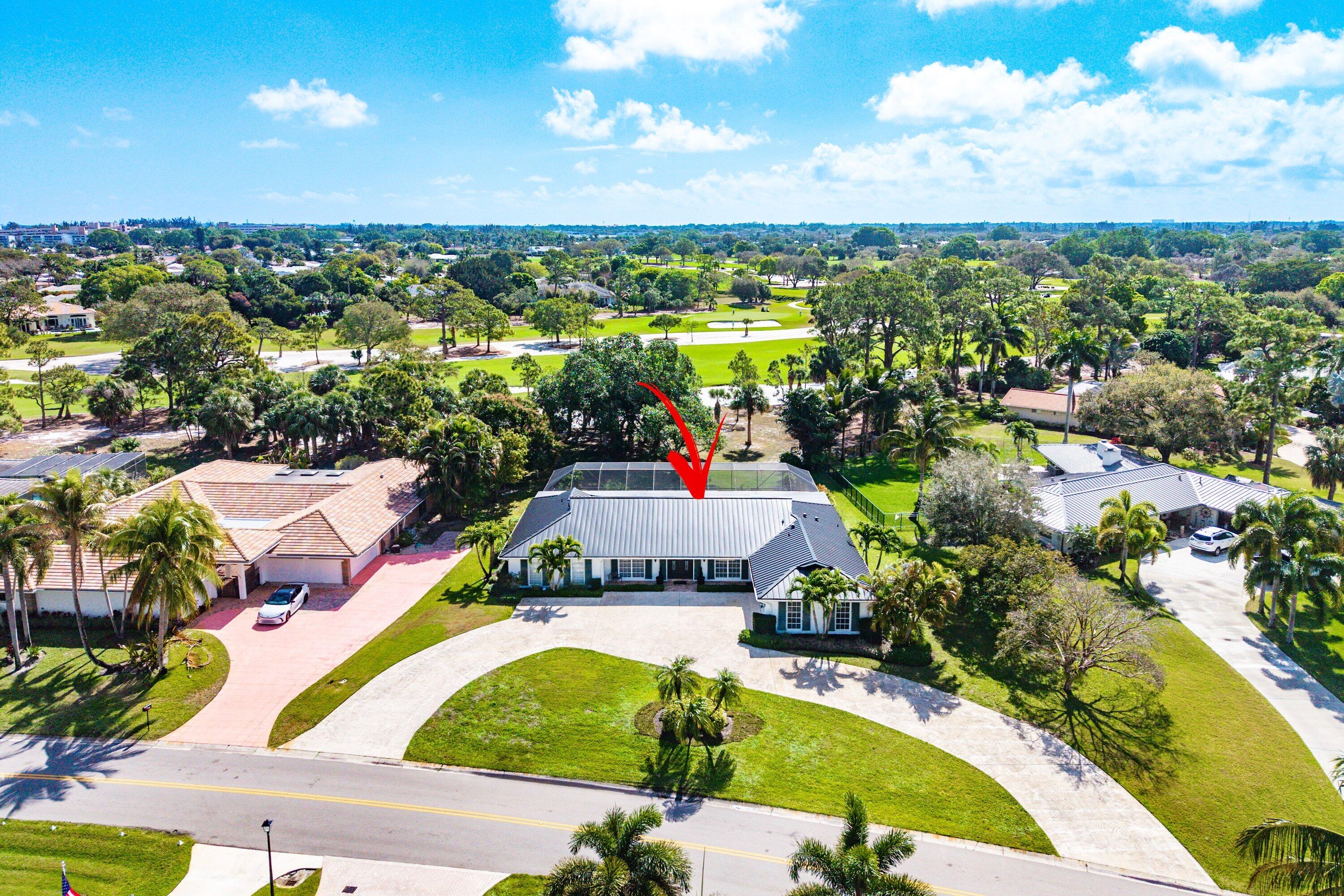 417 N Country Club Drive