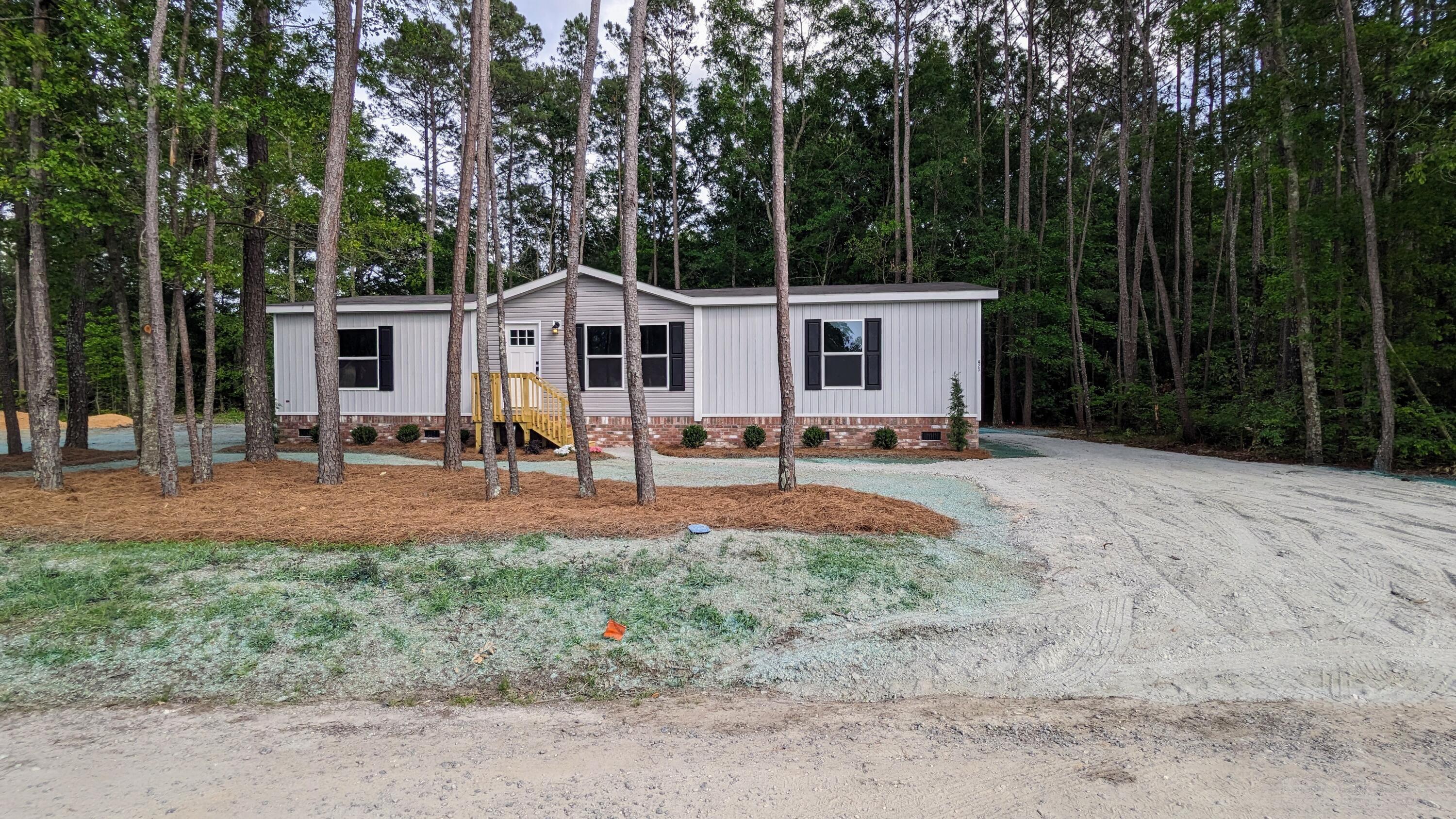 423 Peacock Lane
