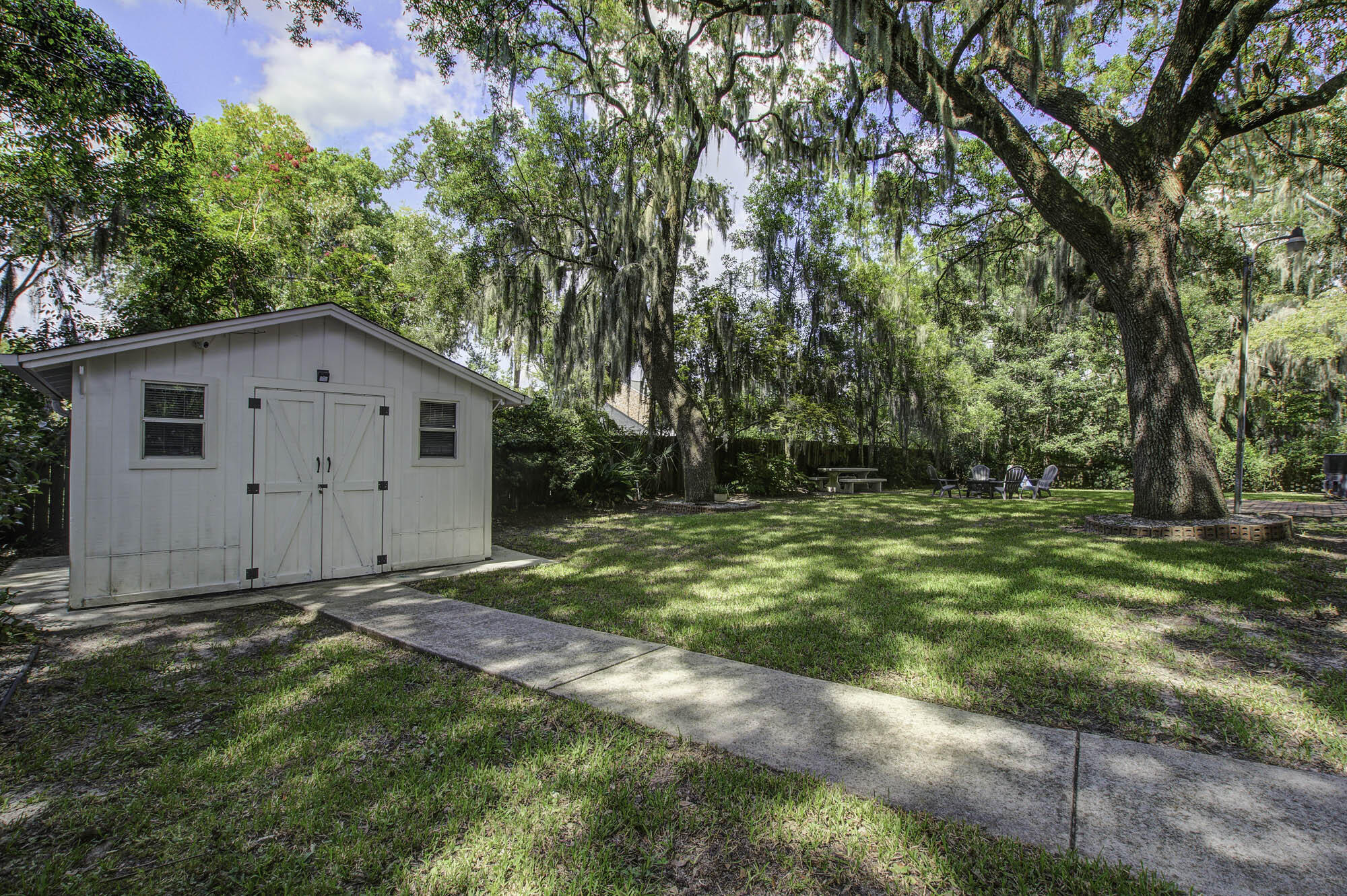 4342 Bream Rd Road