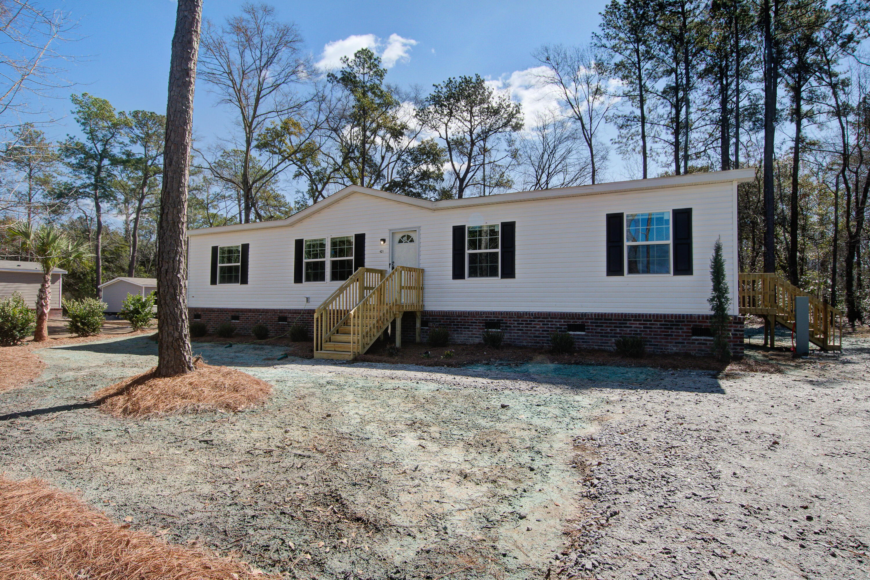 421 Peacock Lane