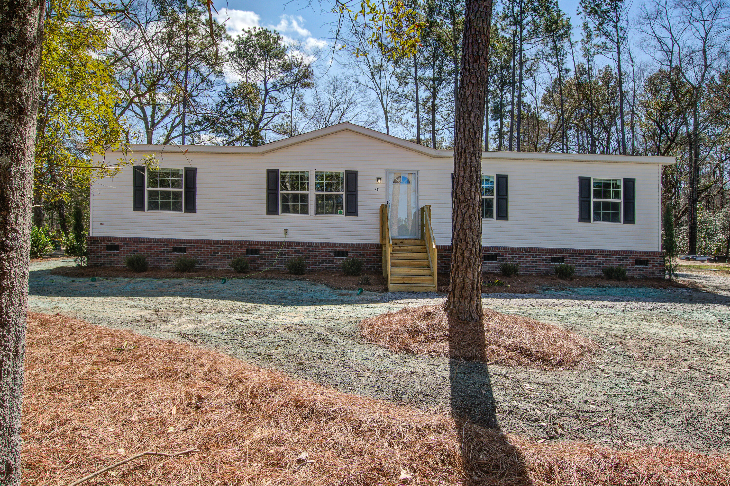 421 Peacock Lane