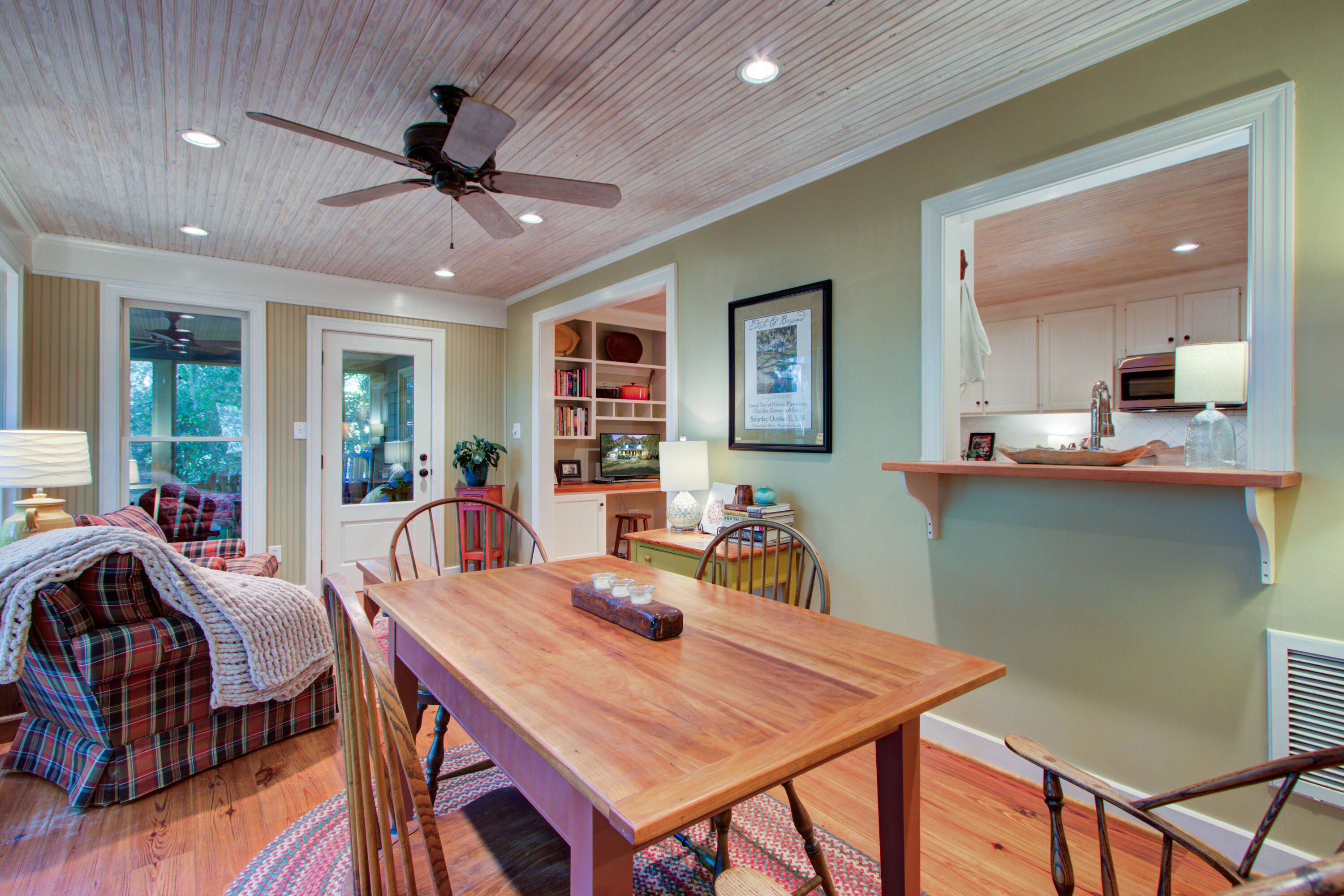 1417 Pine Island View
