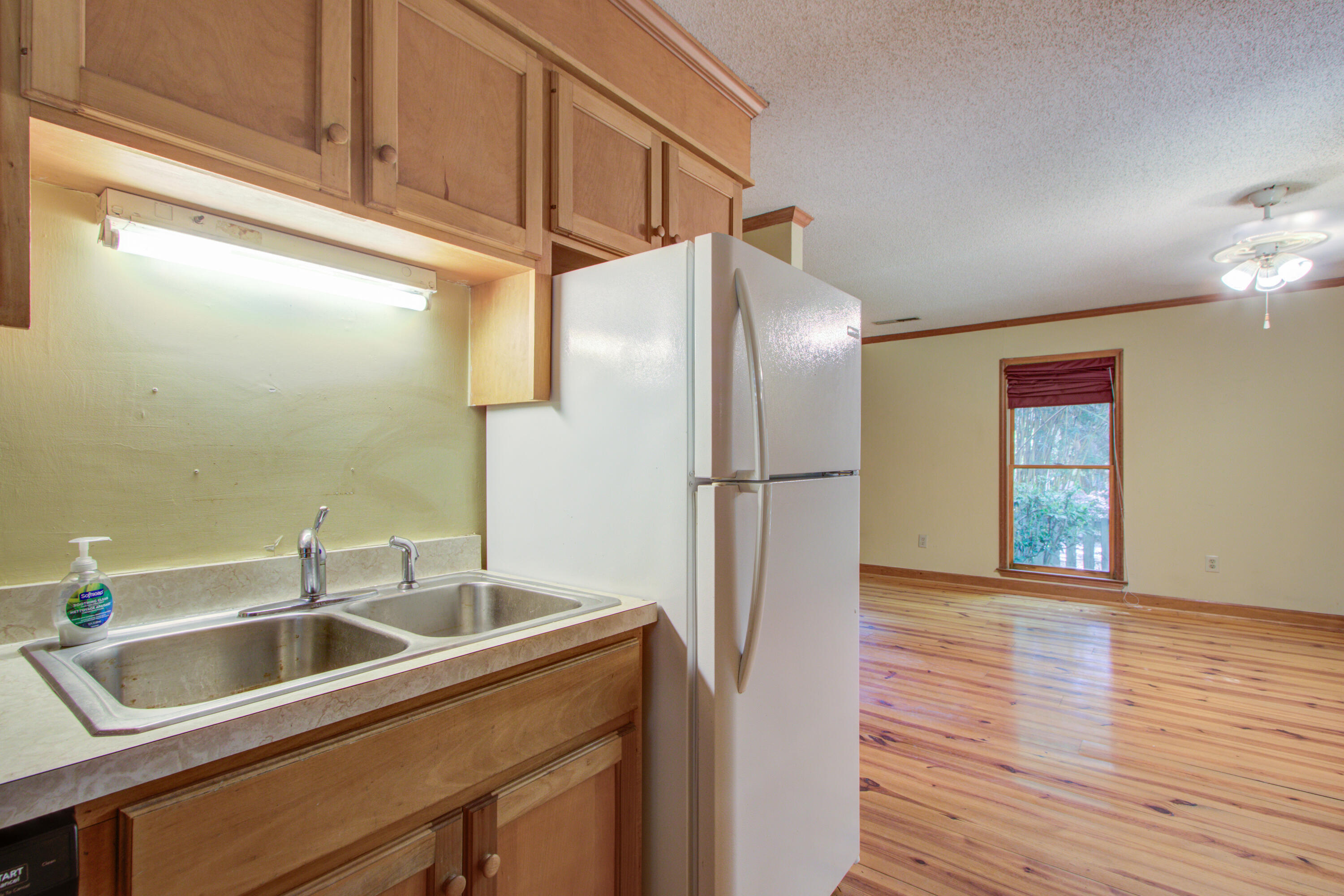 1417 Pine Island View