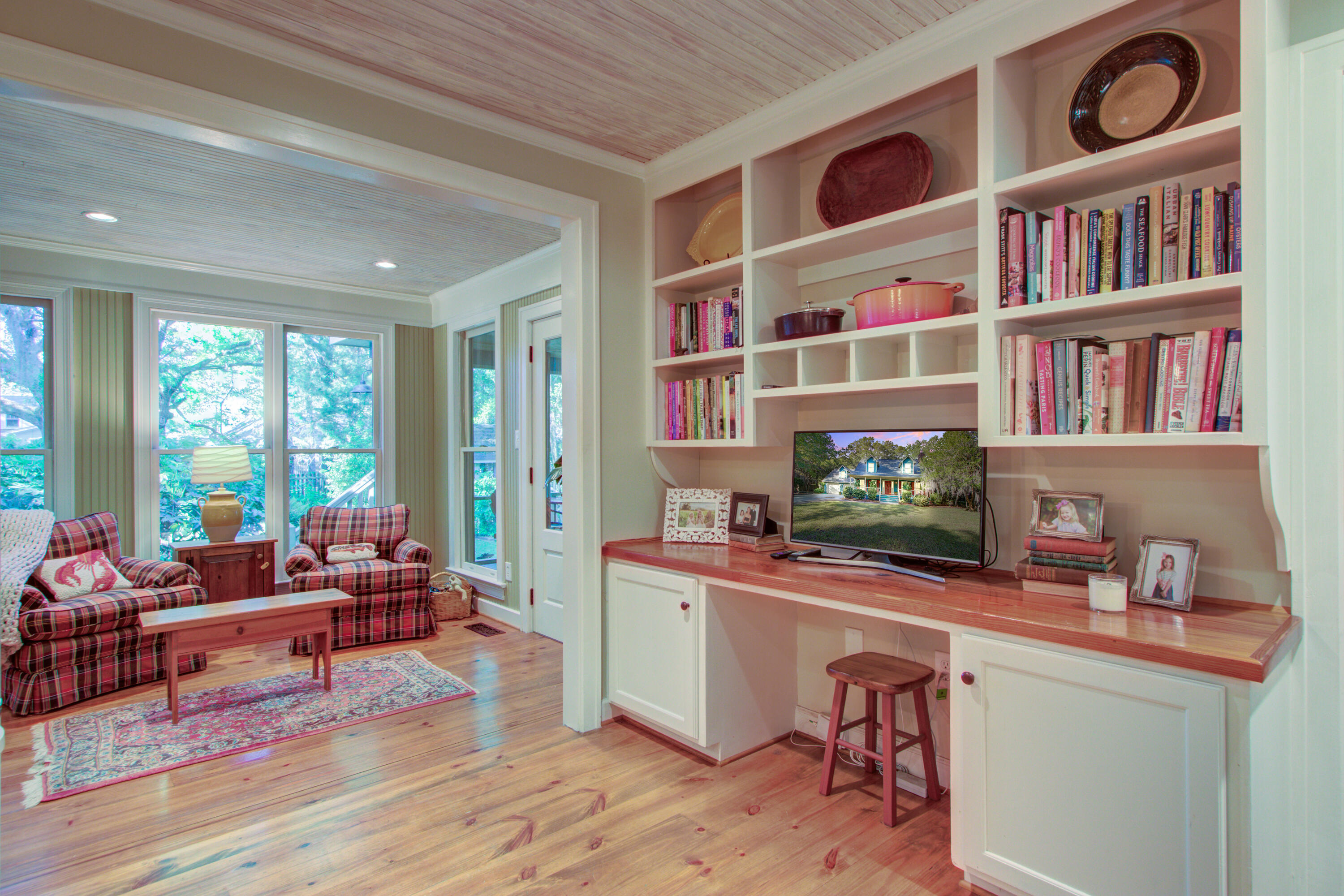 1417 Pine Island View