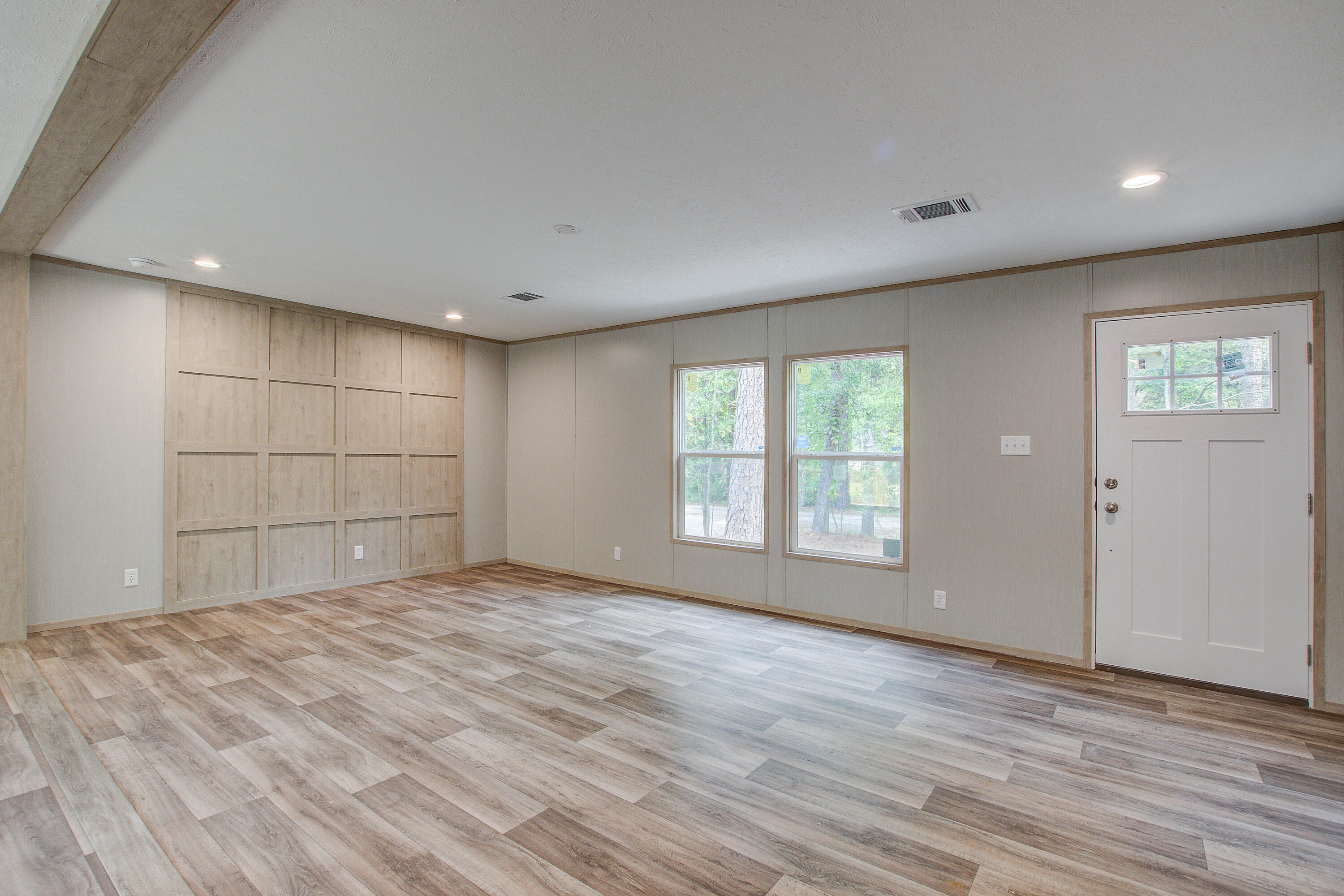 409 Peacock Lane