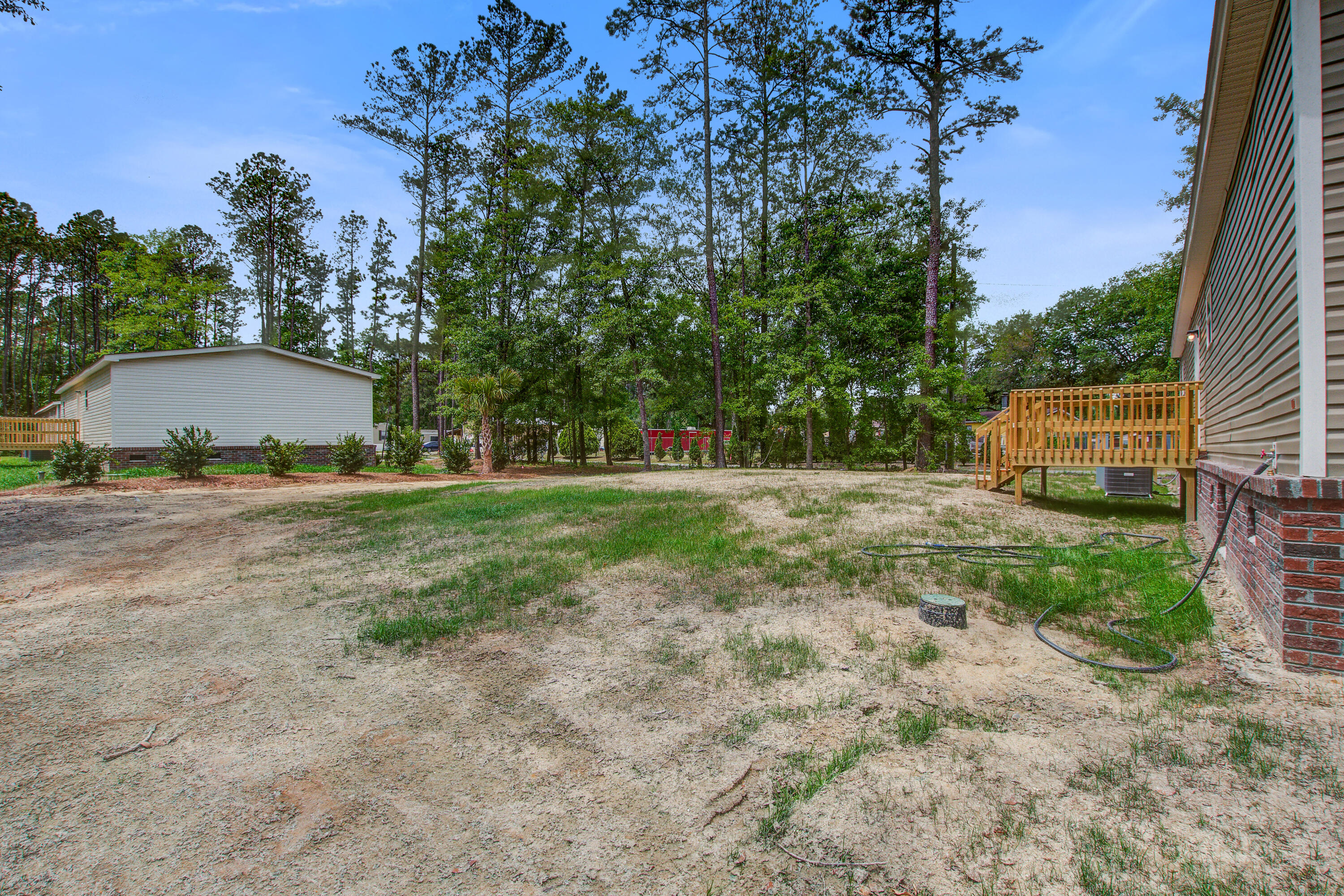409 Peacock Lane