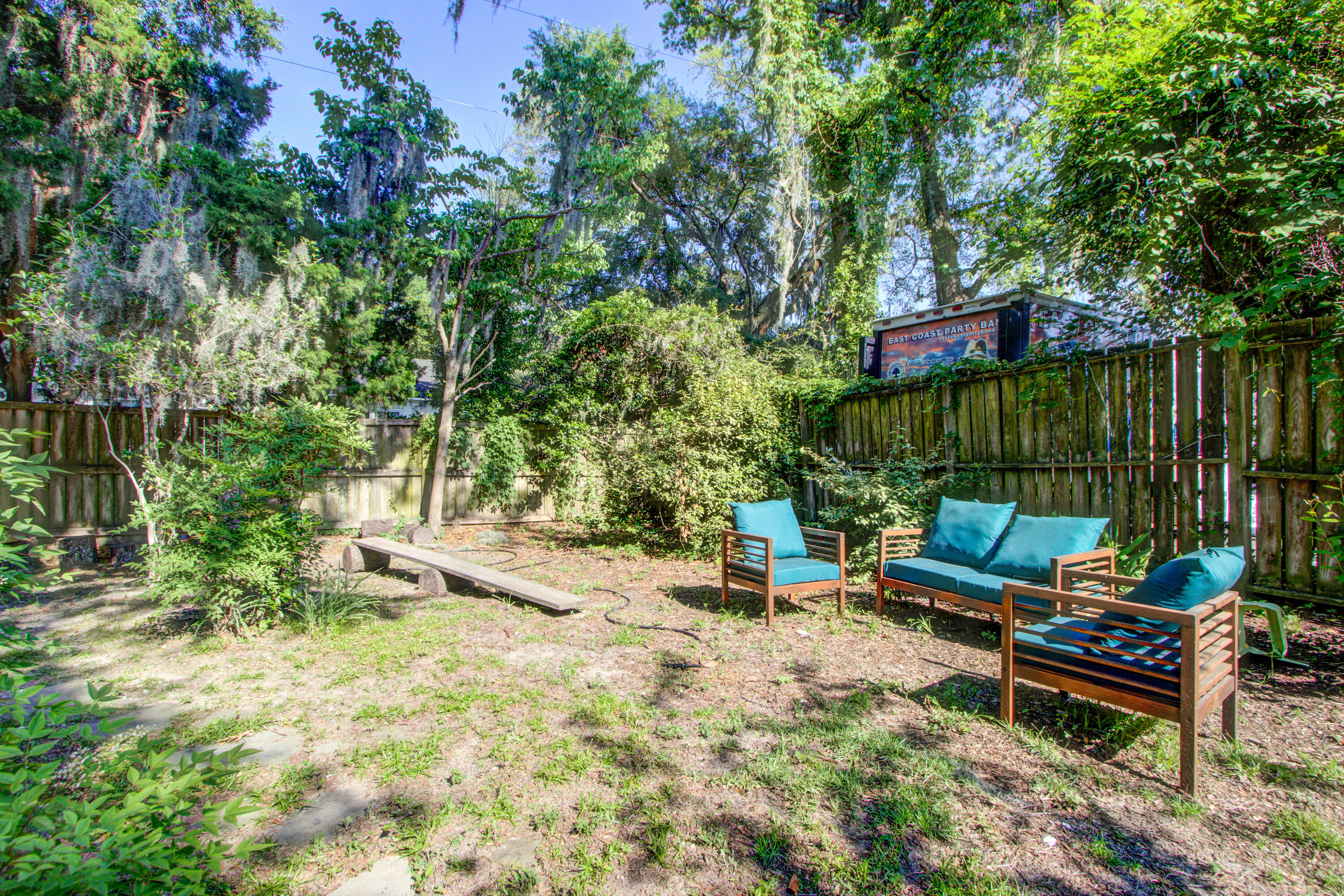 1081 Groves Manor Court