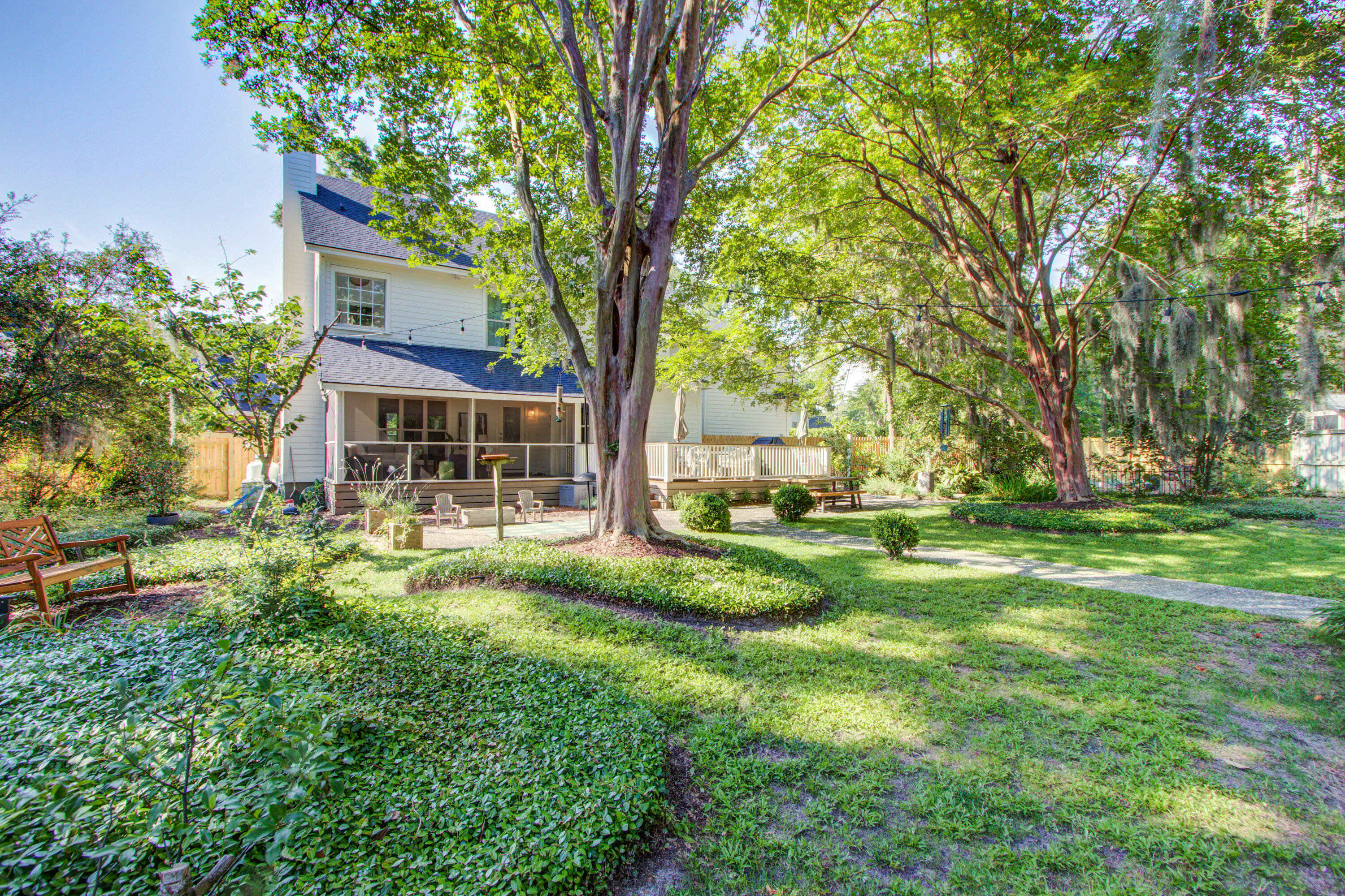 1081 Groves Manor Court
