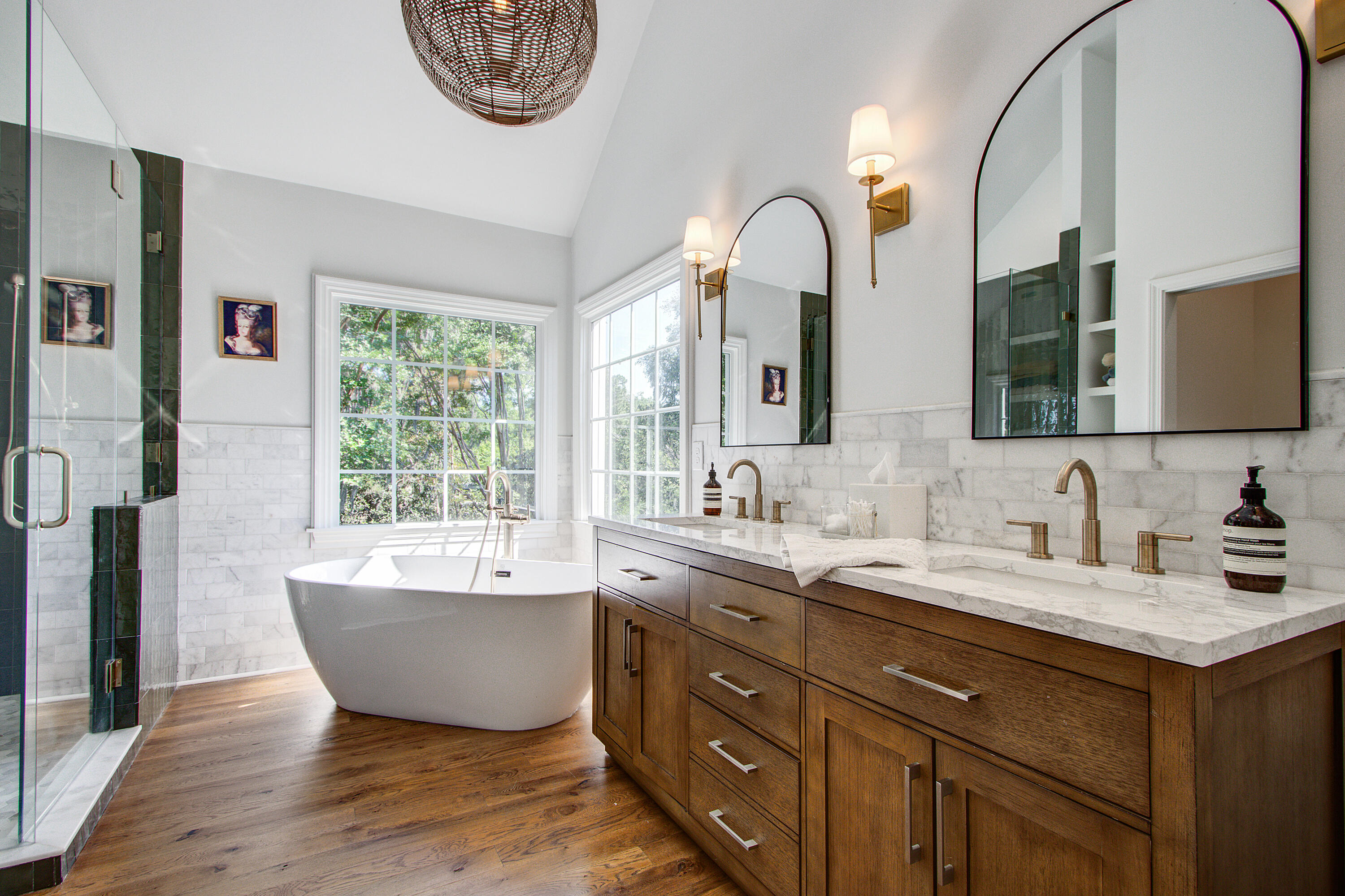 1081 Groves Manor Court