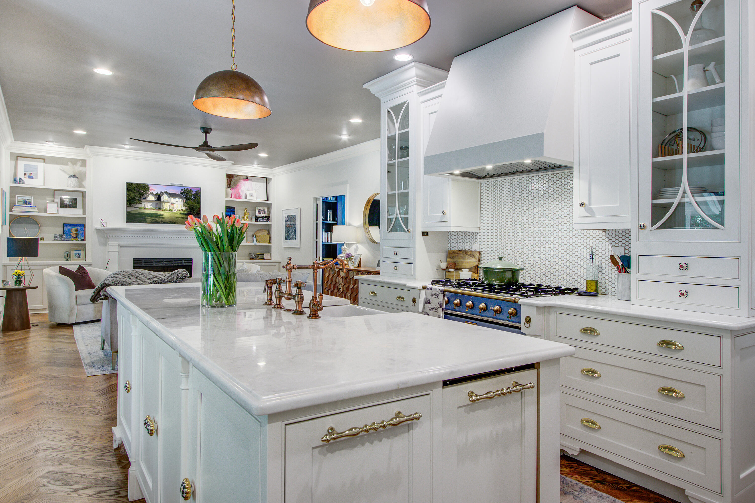 1081 Groves Manor Court