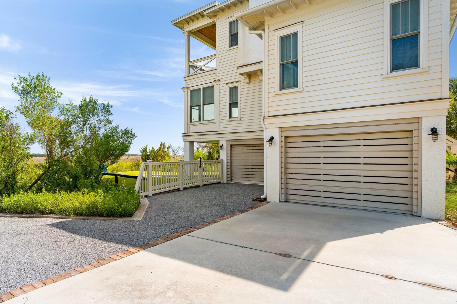 2618 Raven Drive