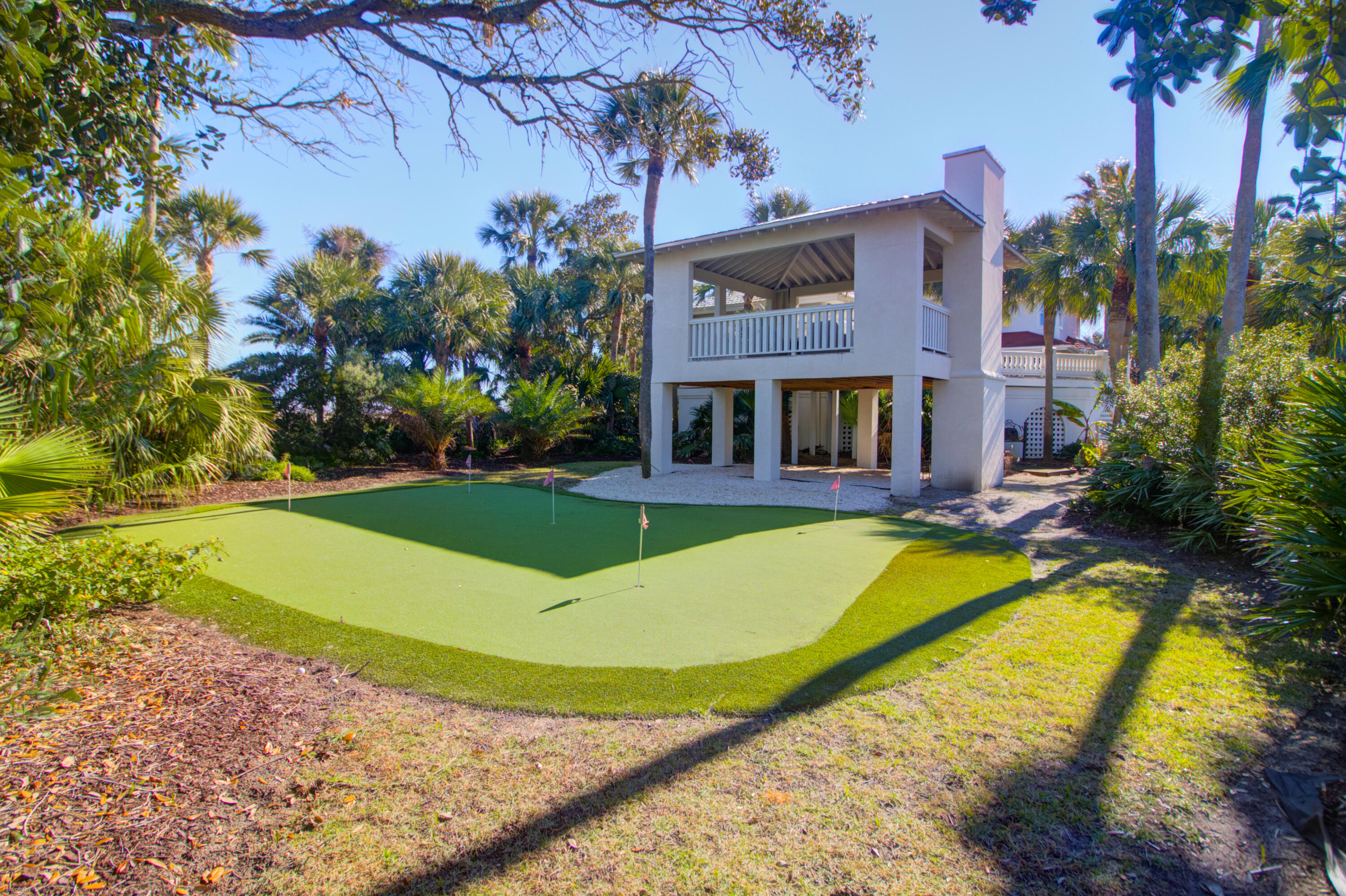 61 Ocean Point Drive