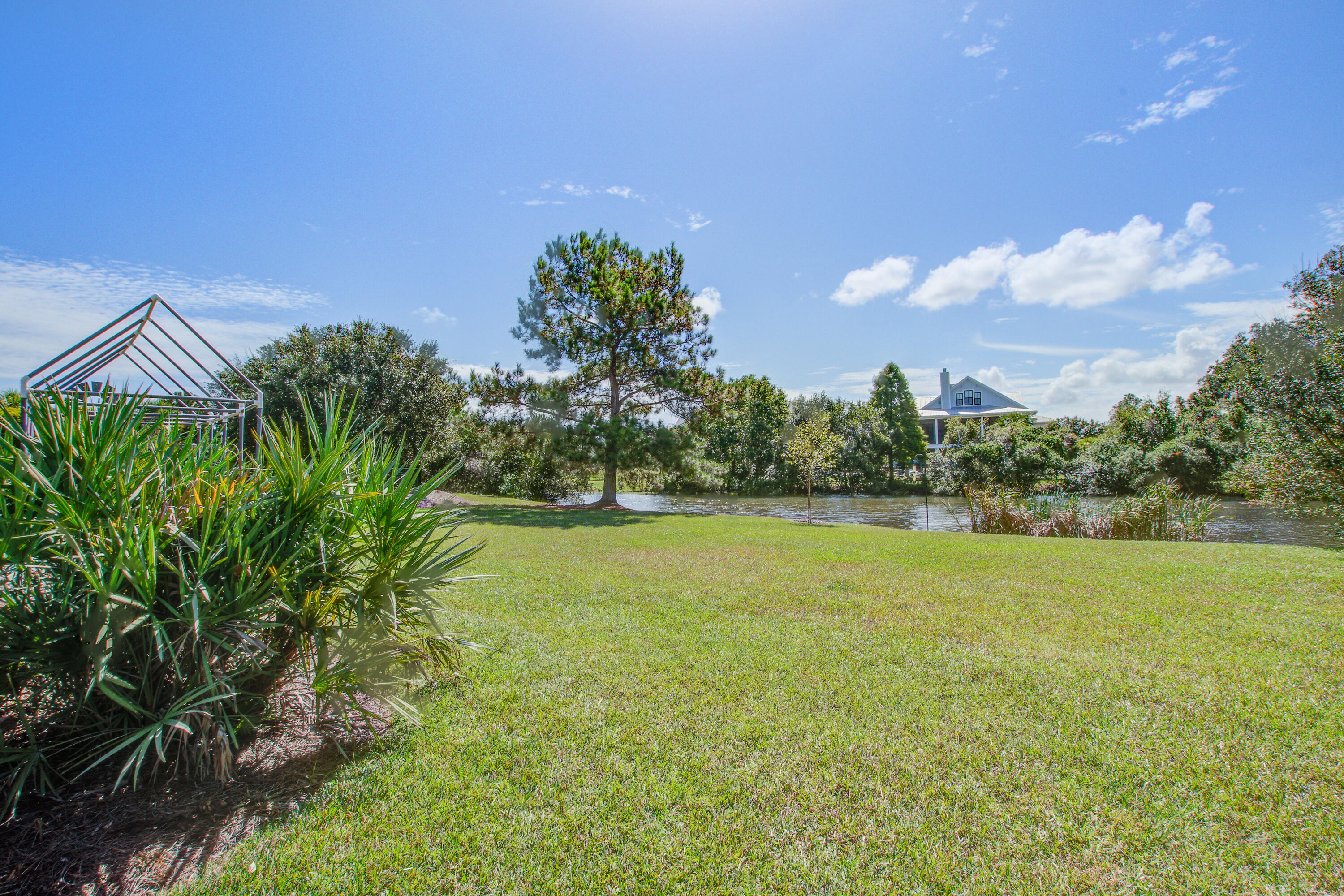 1507 Bower Lane