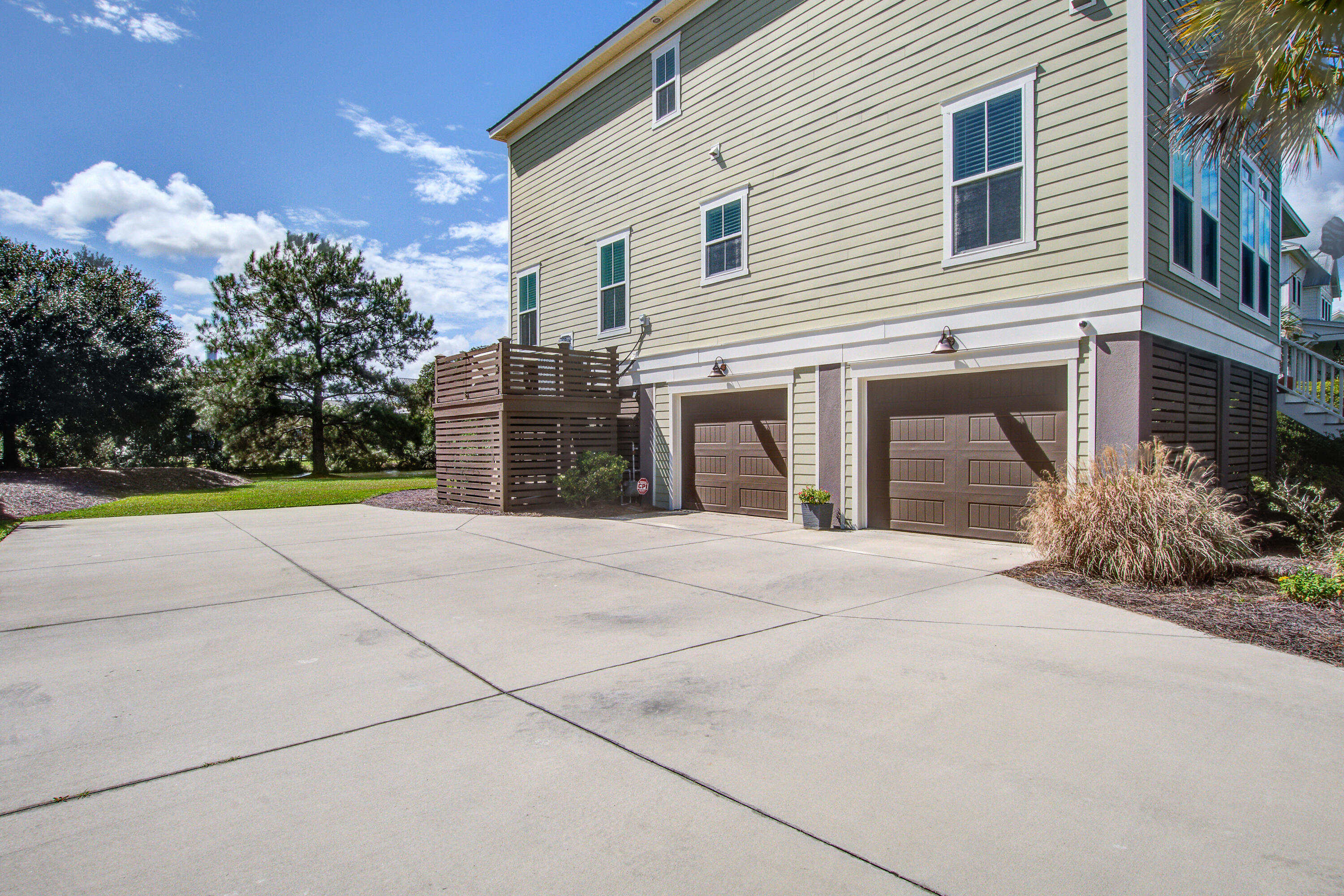 1507 Bower Lane