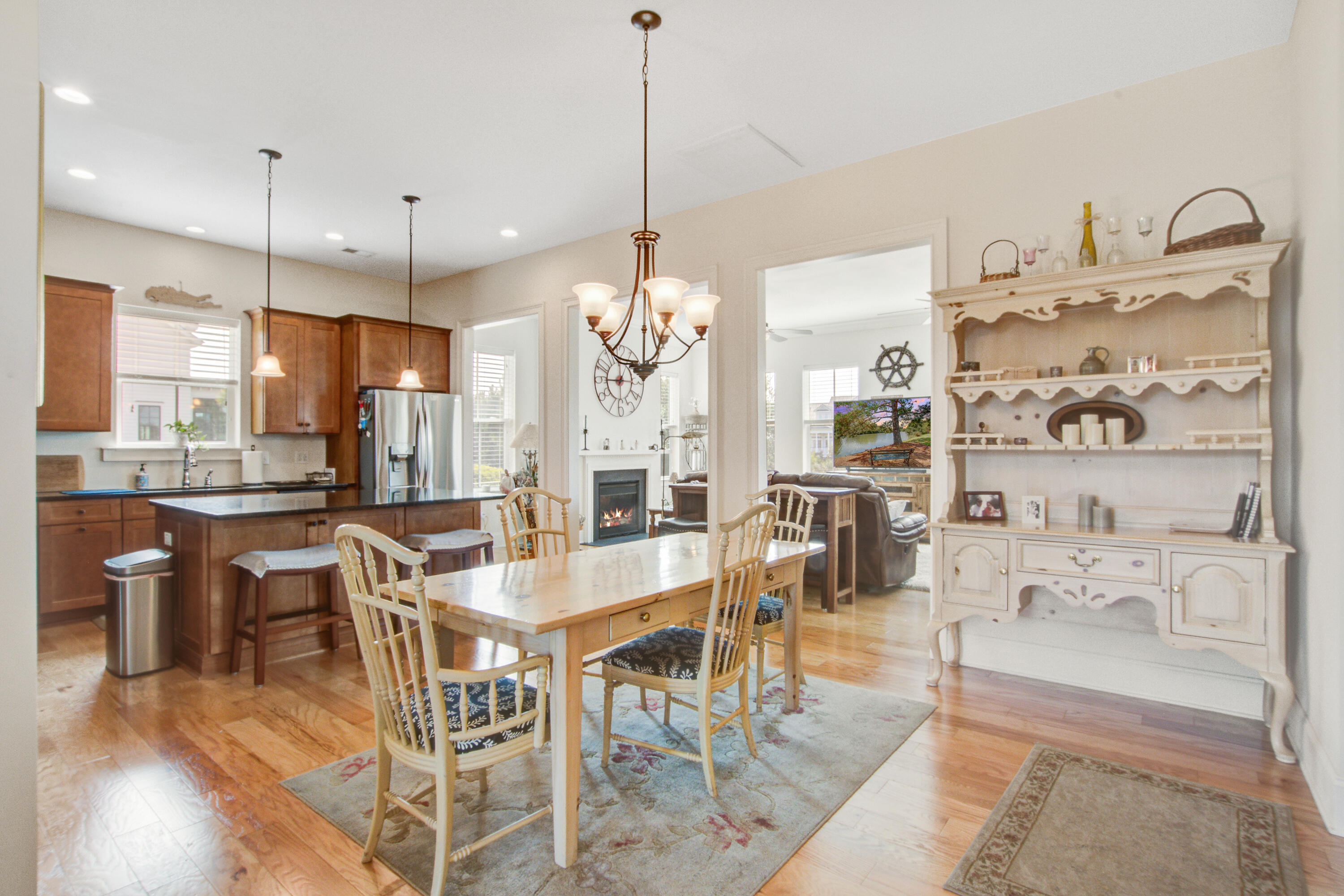 1507 Bower Lane