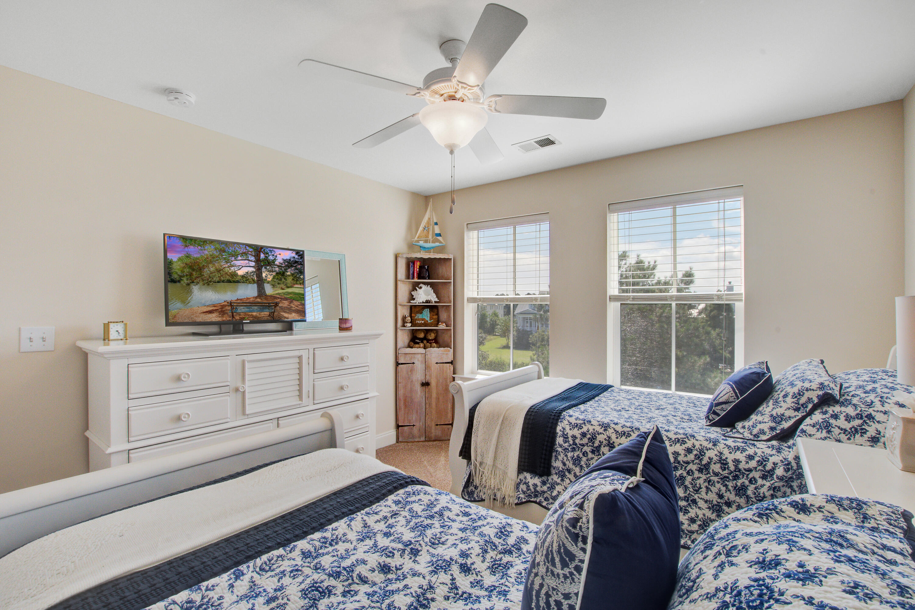 1507 Bower Lane