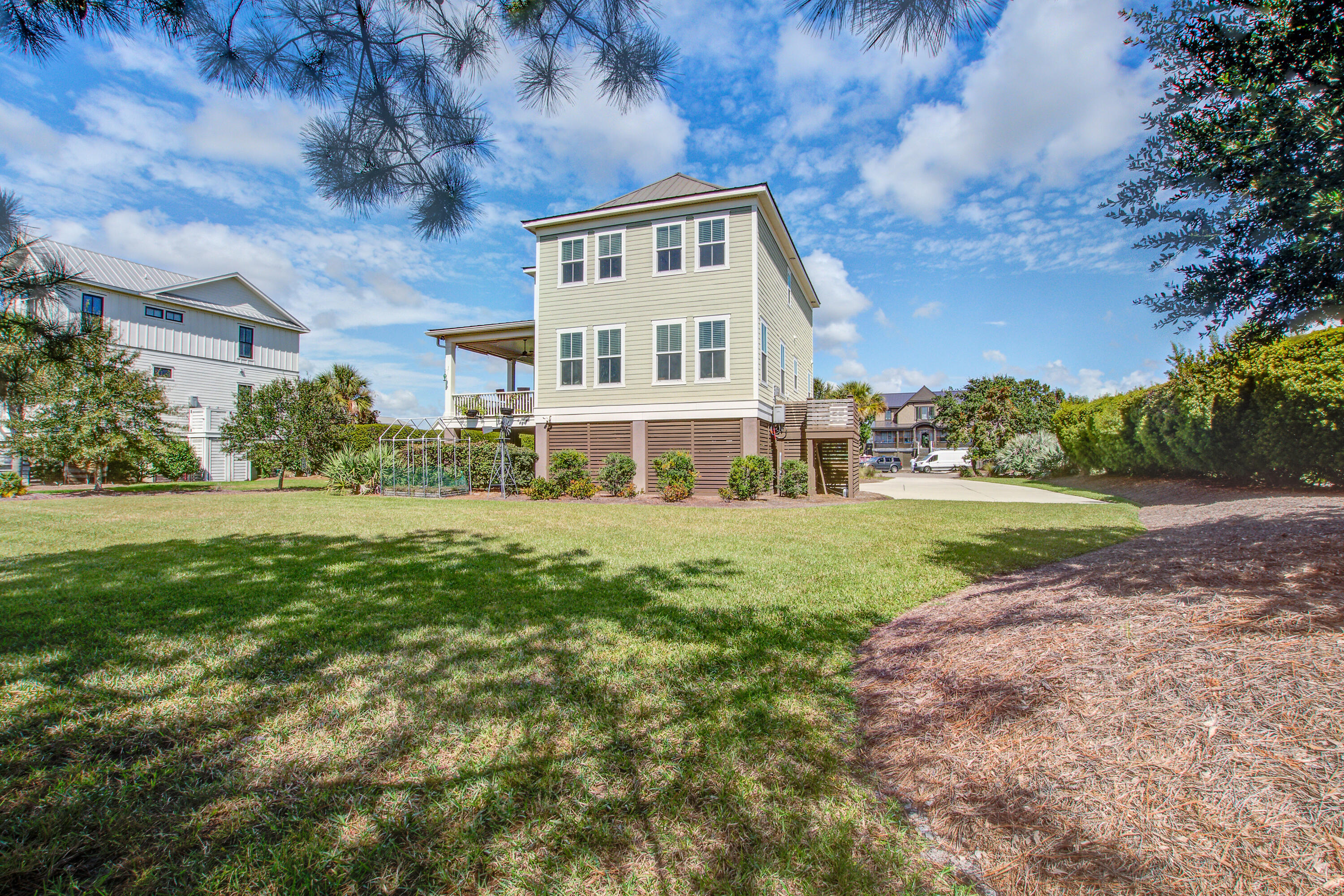 1507 Bower Lane