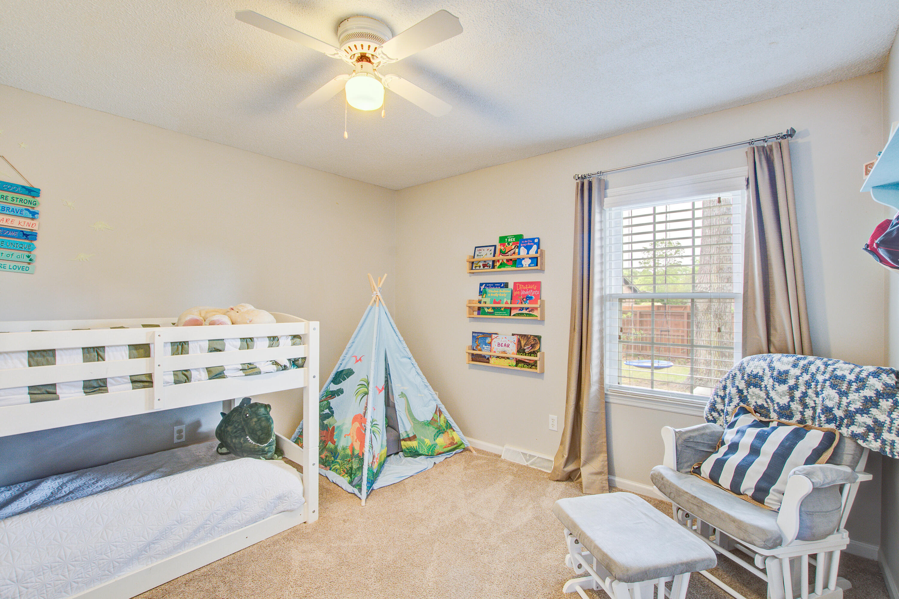 2115 Hunter Creek Drive