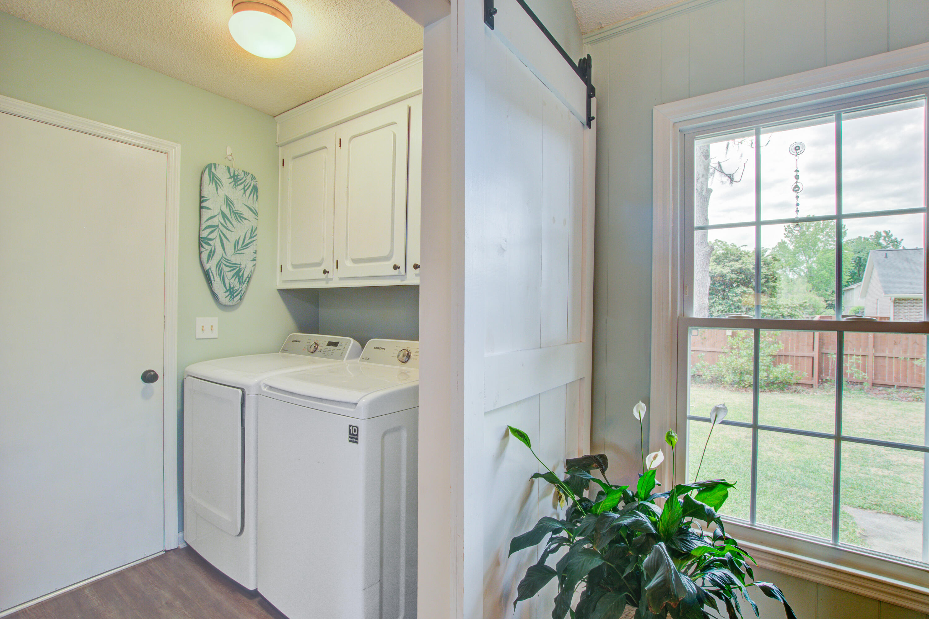 2115 Hunter Creek Drive