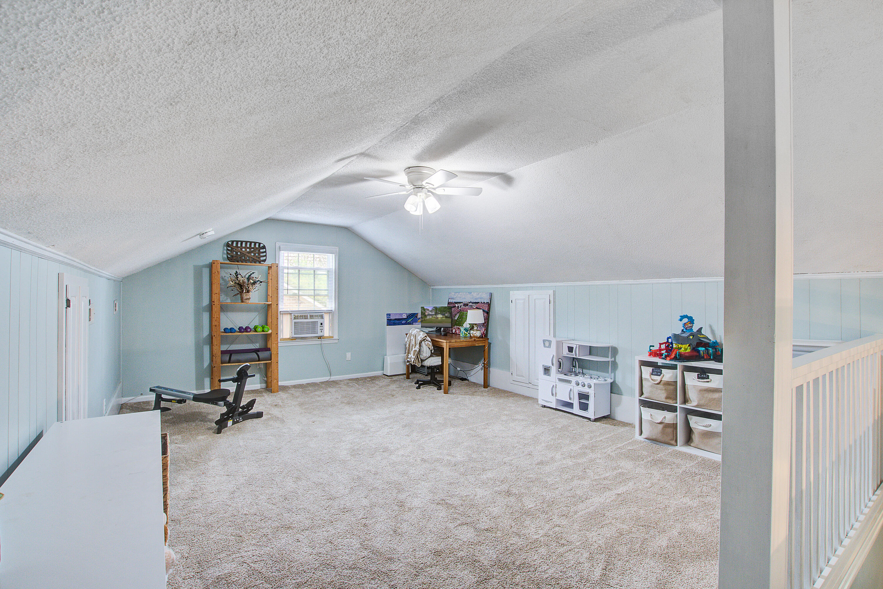 2115 Hunter Creek Drive