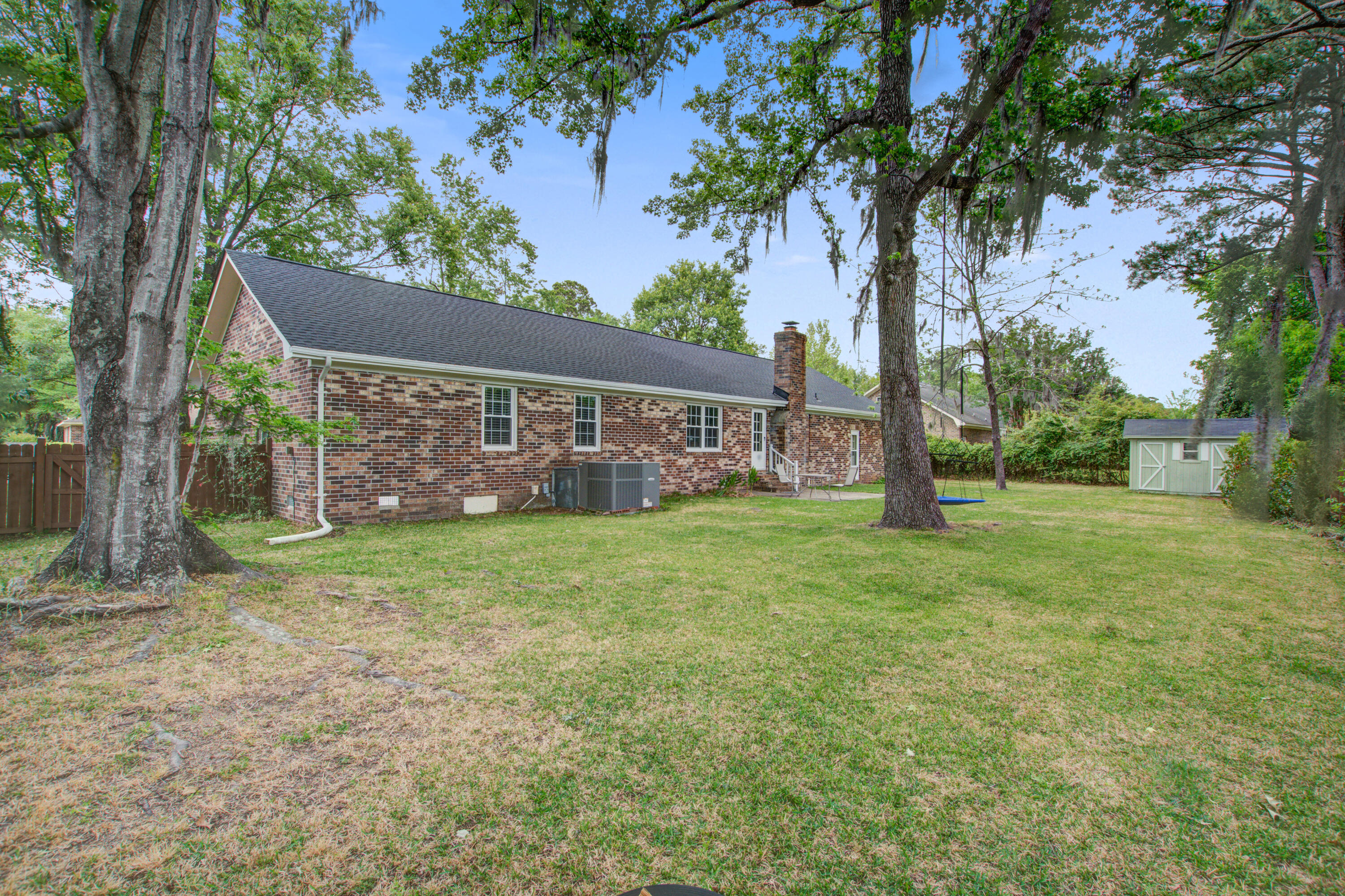 2115 Hunter Creek Drive