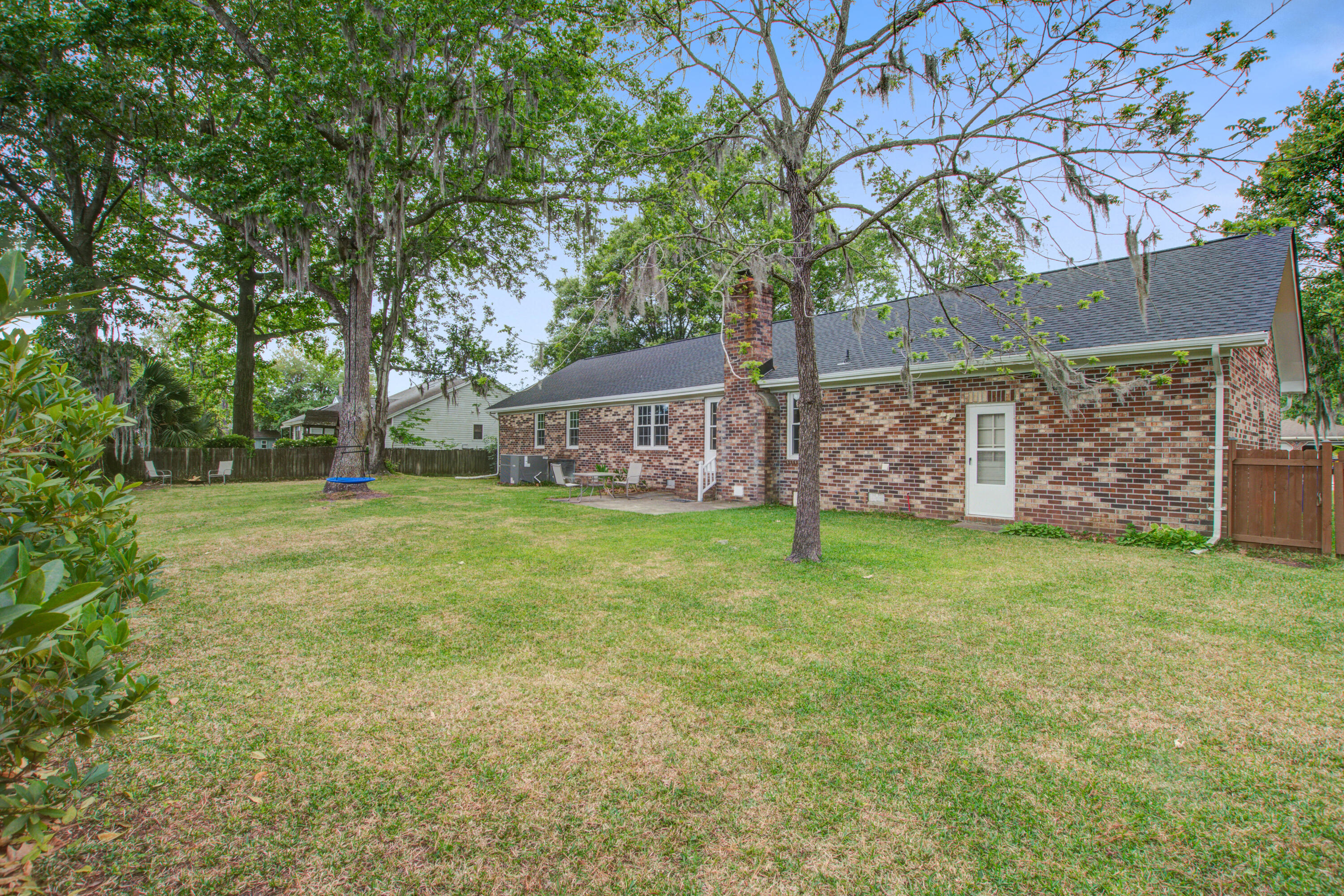 2115 Hunter Creek Drive