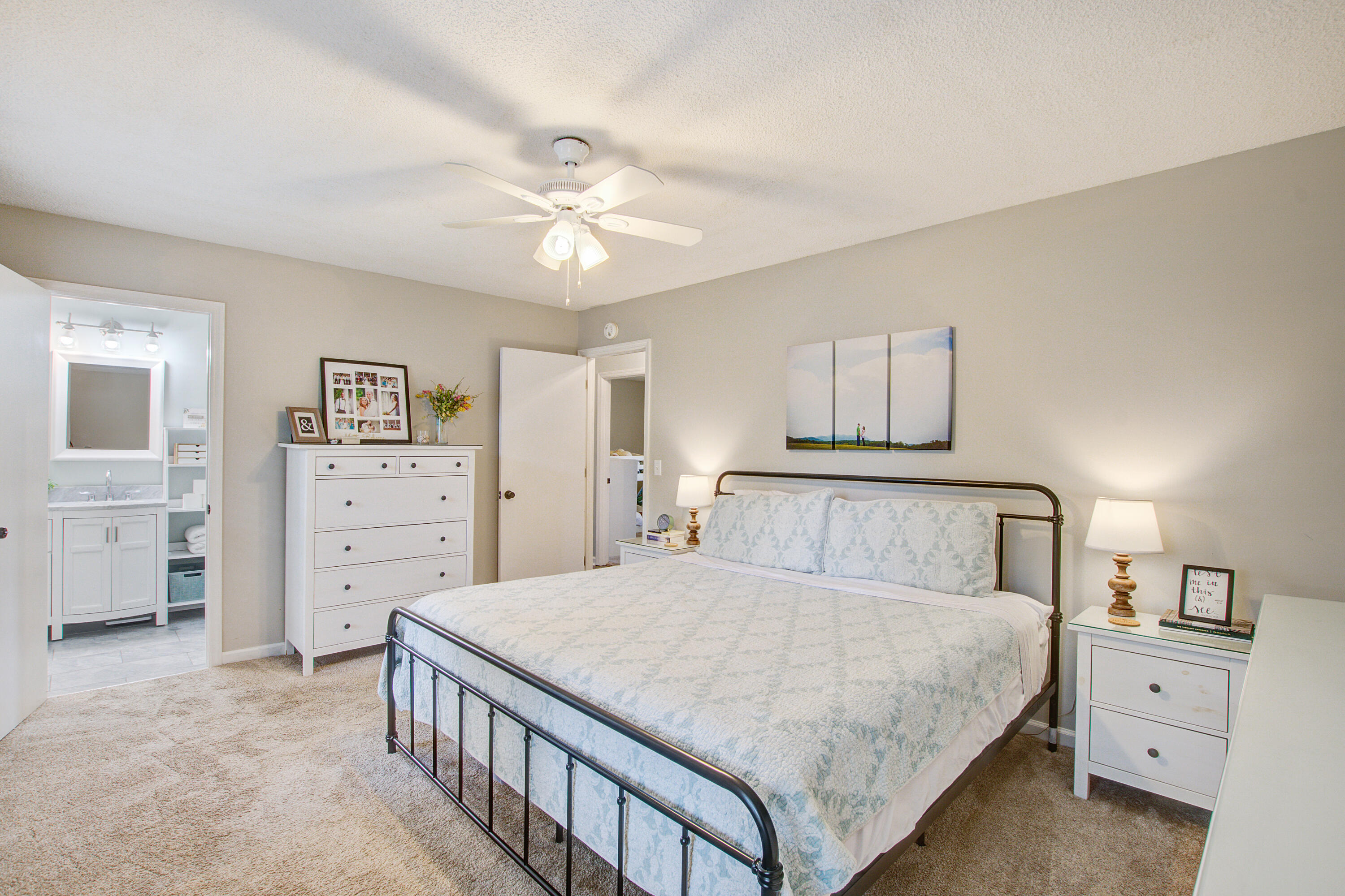 2115 Hunter Creek Drive