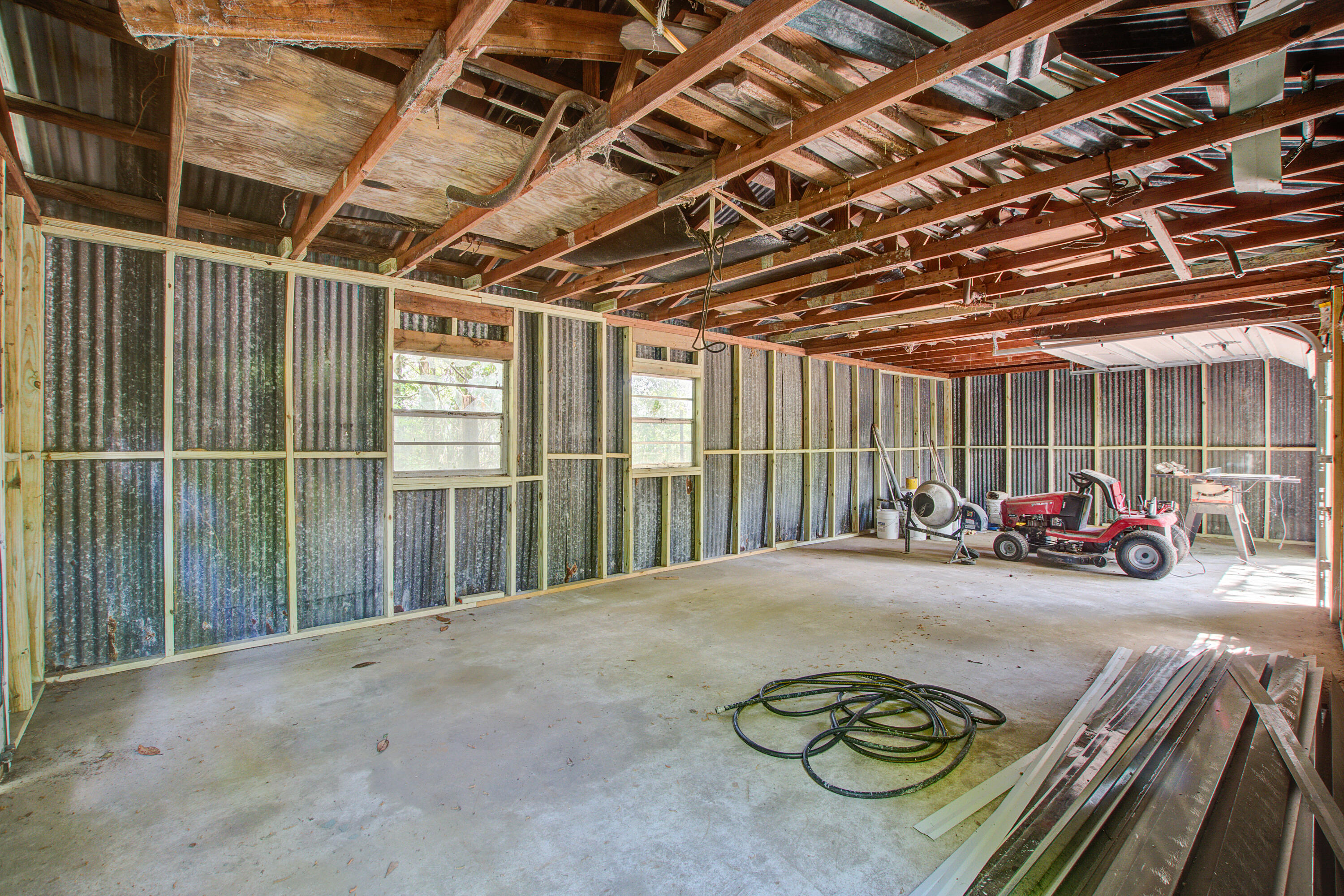 2734 Shadow Lane