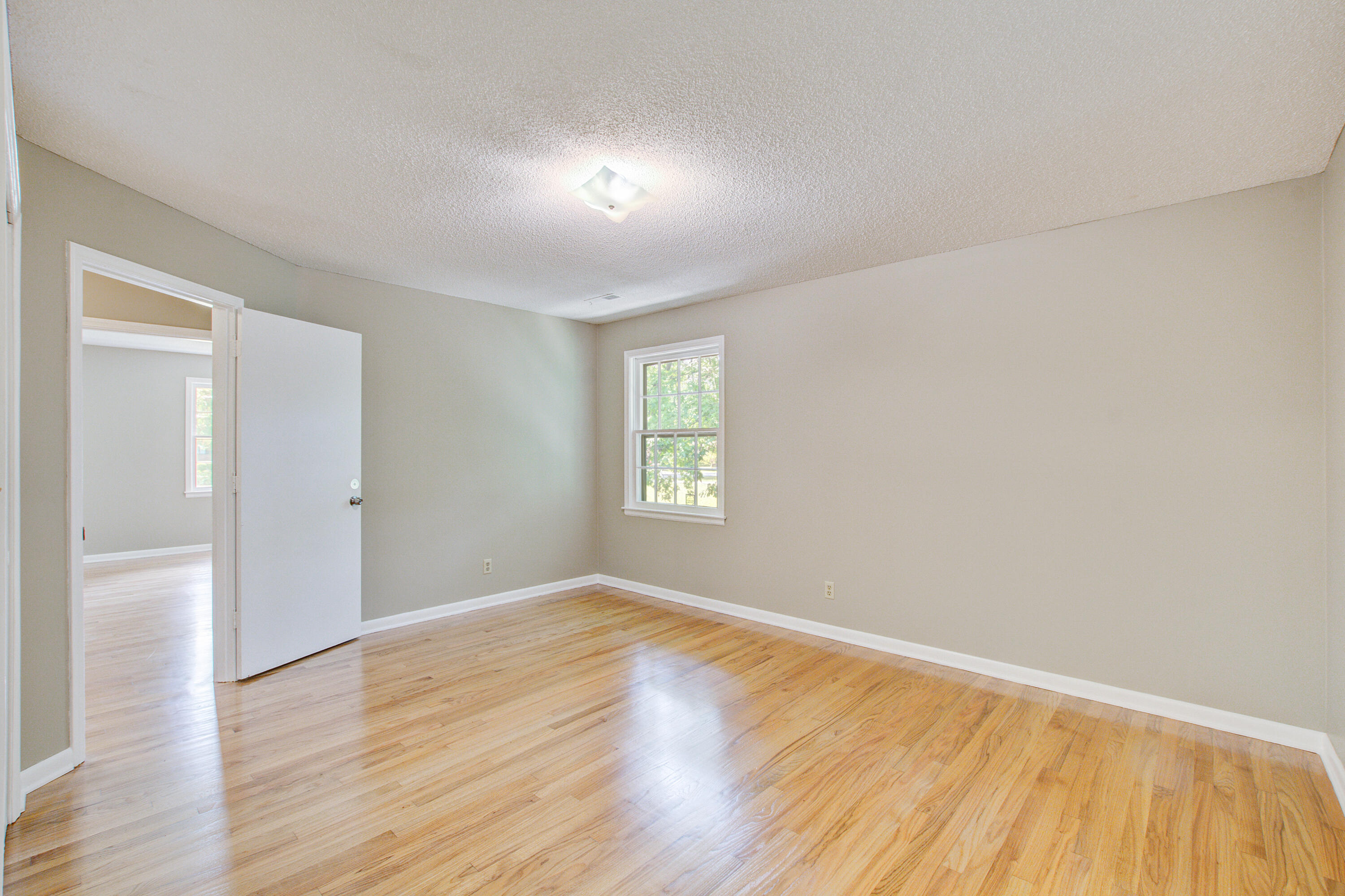 2734 Shadow Lane
