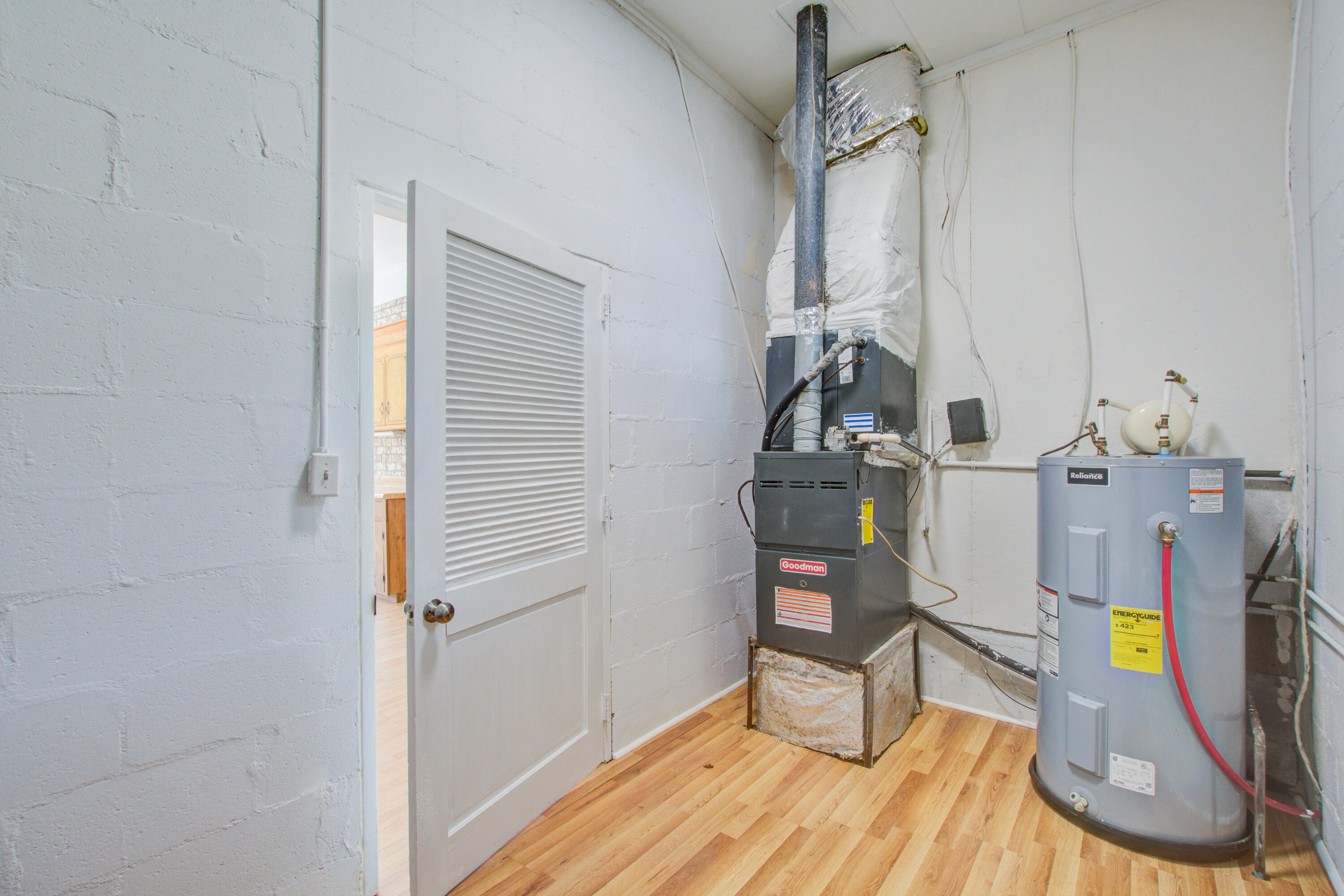 2734 Shadow Lane