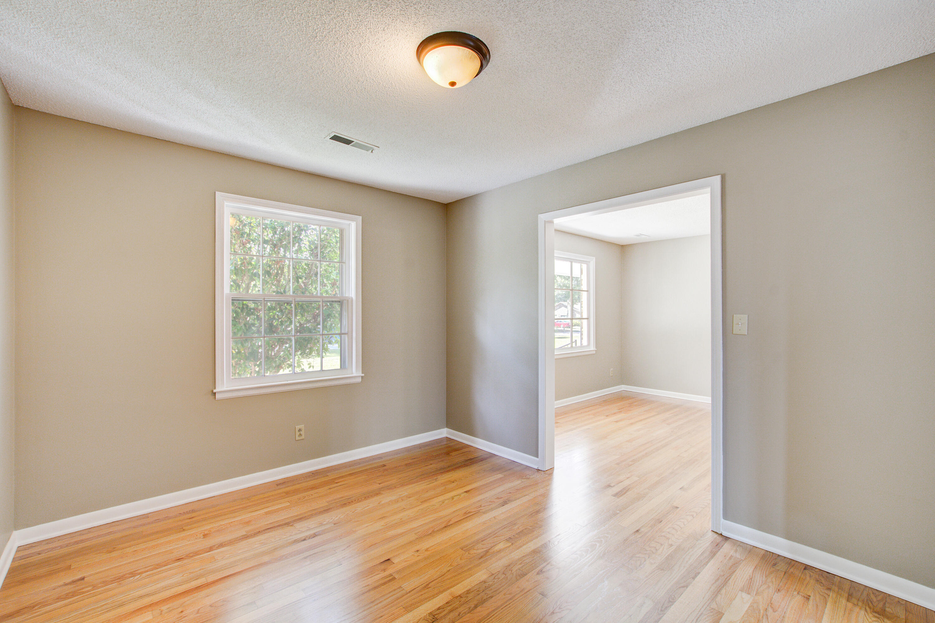 2734 Shadow Lane