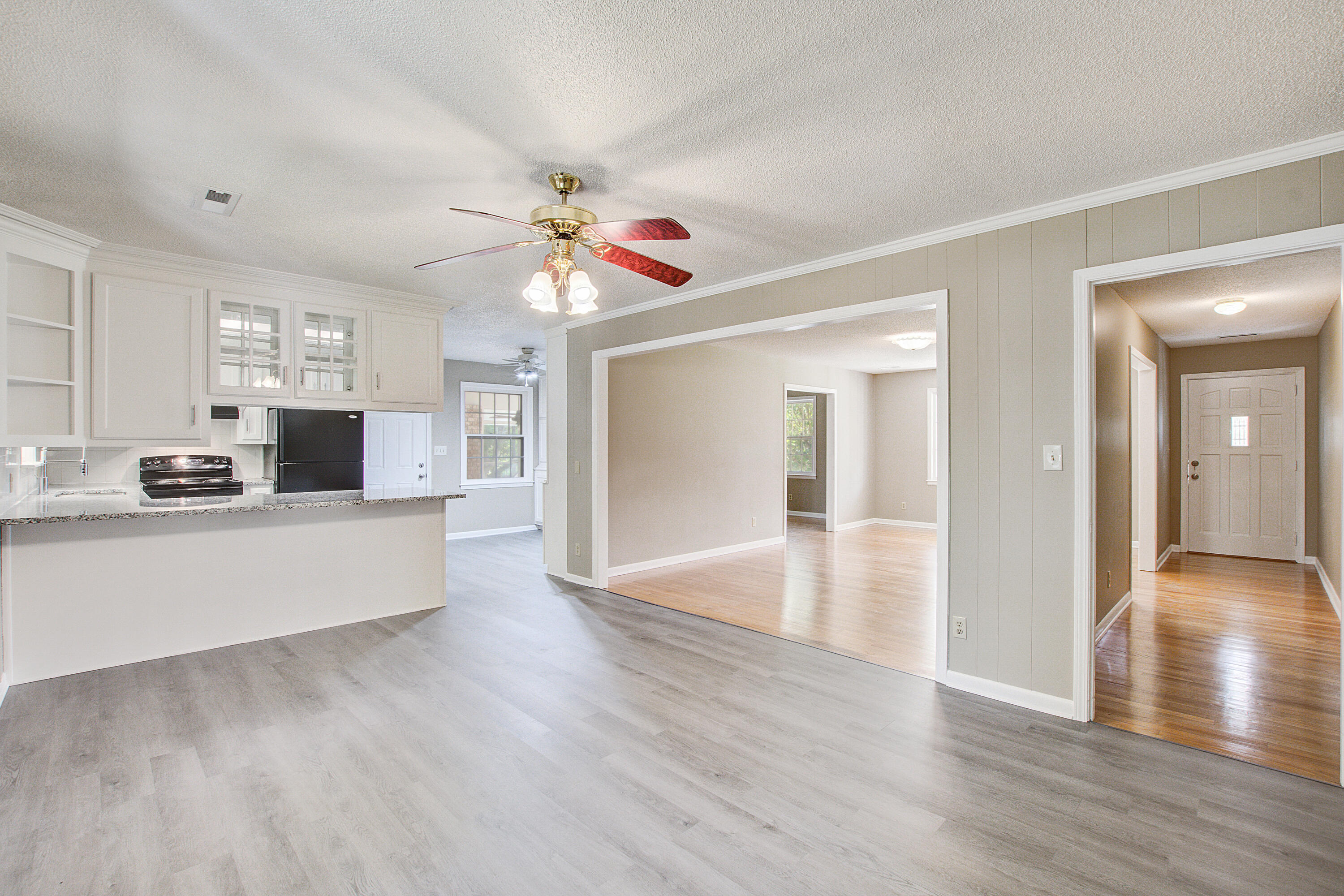 2734 Shadow Lane