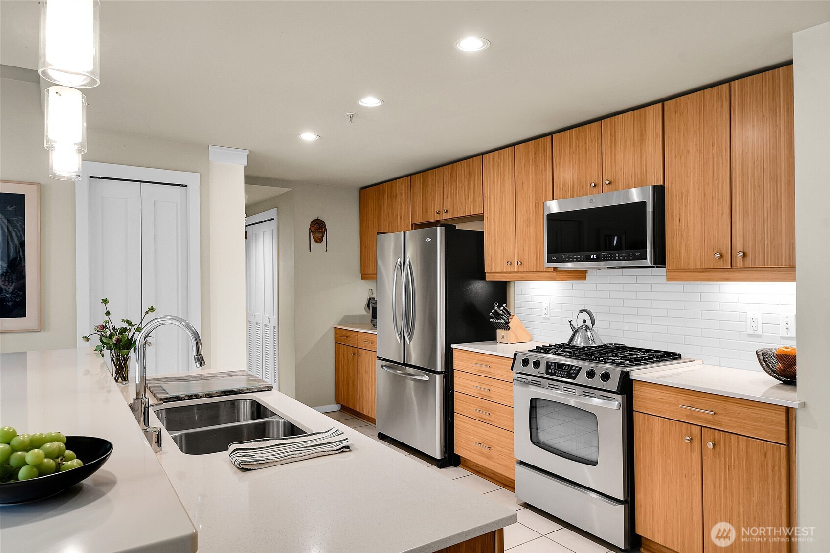 81 Clay Street Unit: 324