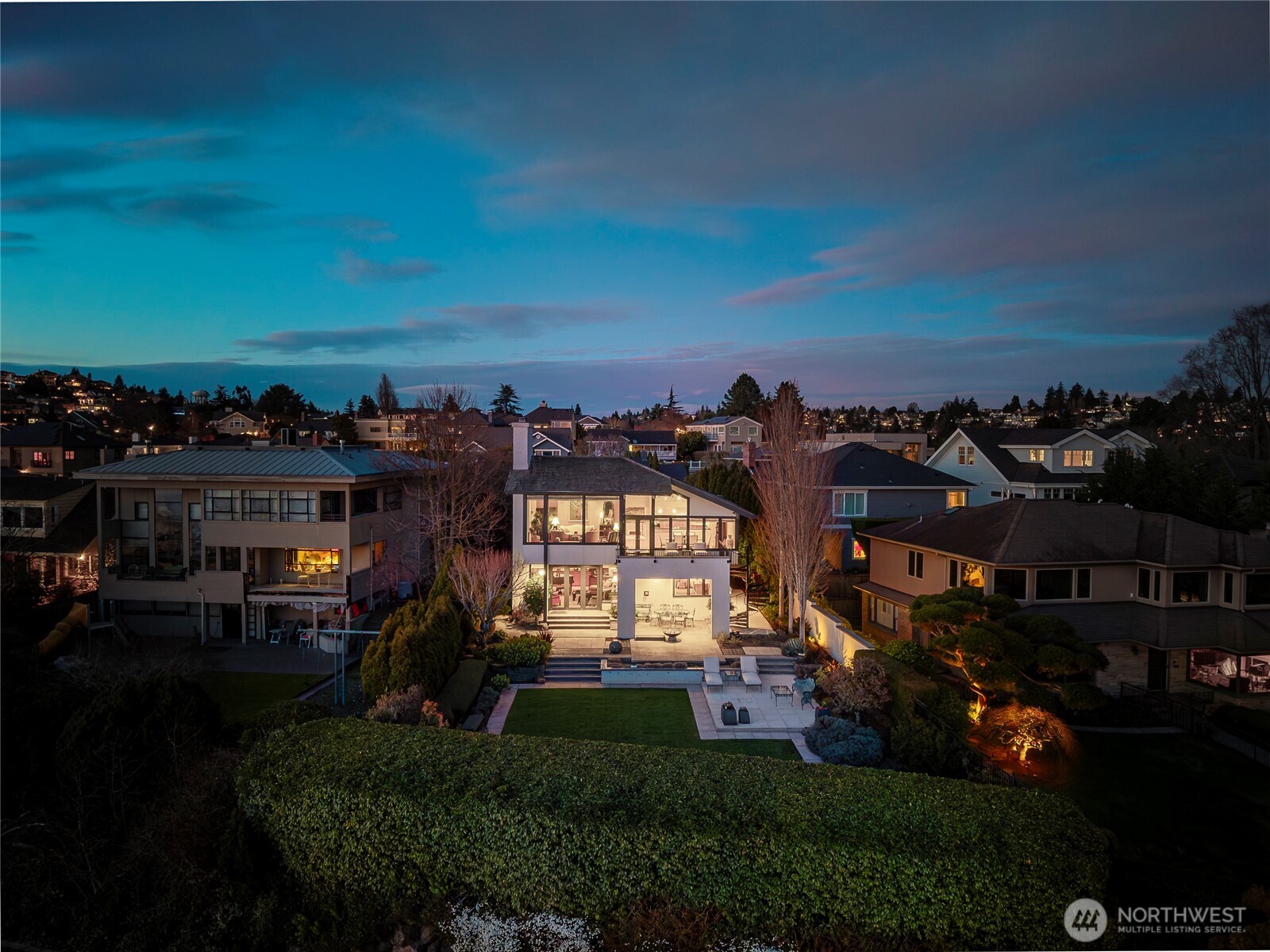 1640 Magnolia Boulevard W