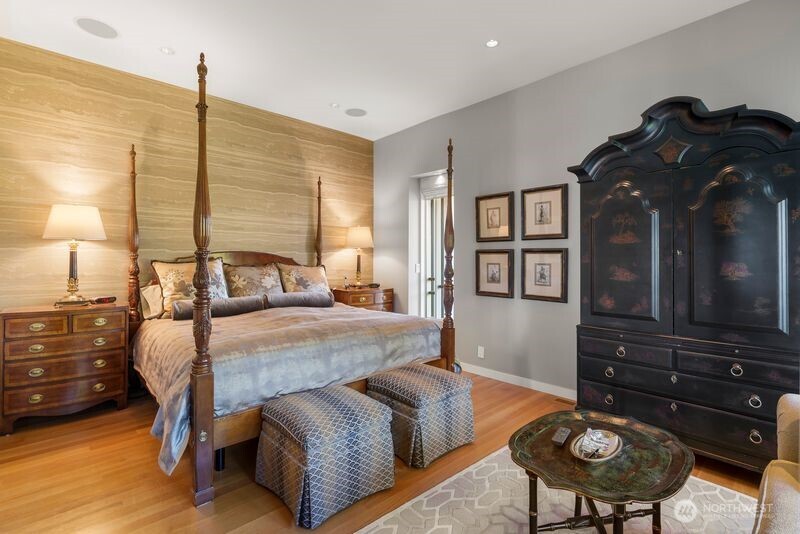 1640 Magnolia Boulevard W