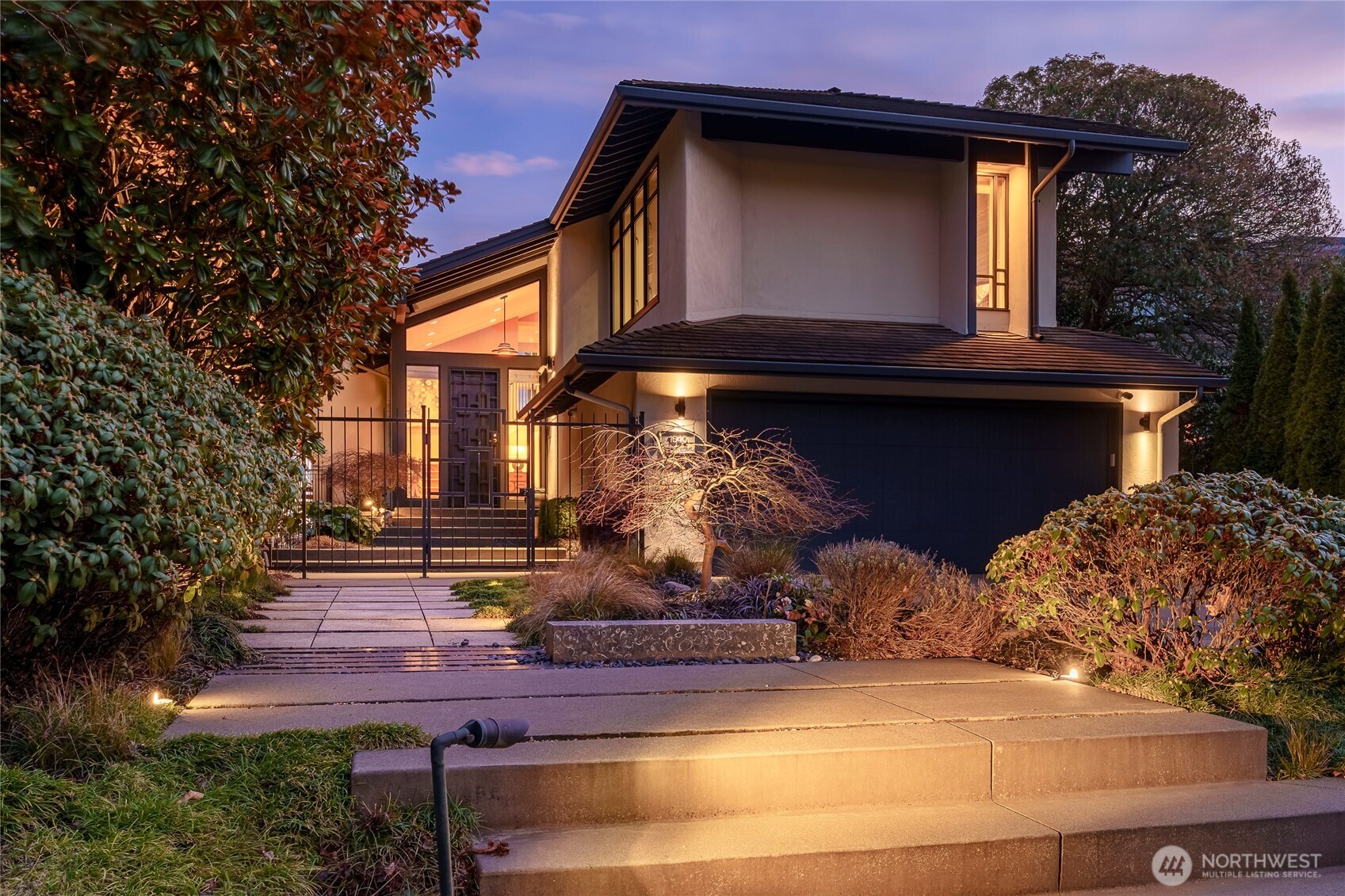 1640 Magnolia Boulevard W