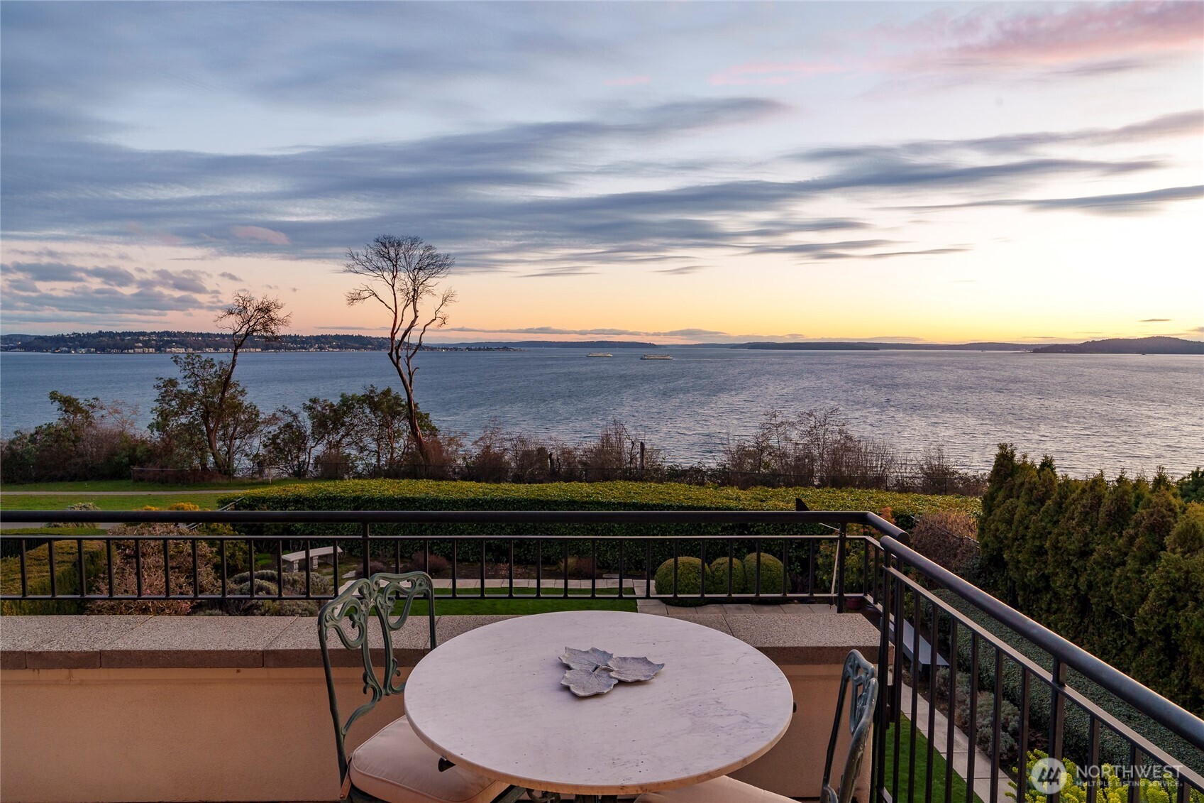 1640 Magnolia Boulevard W