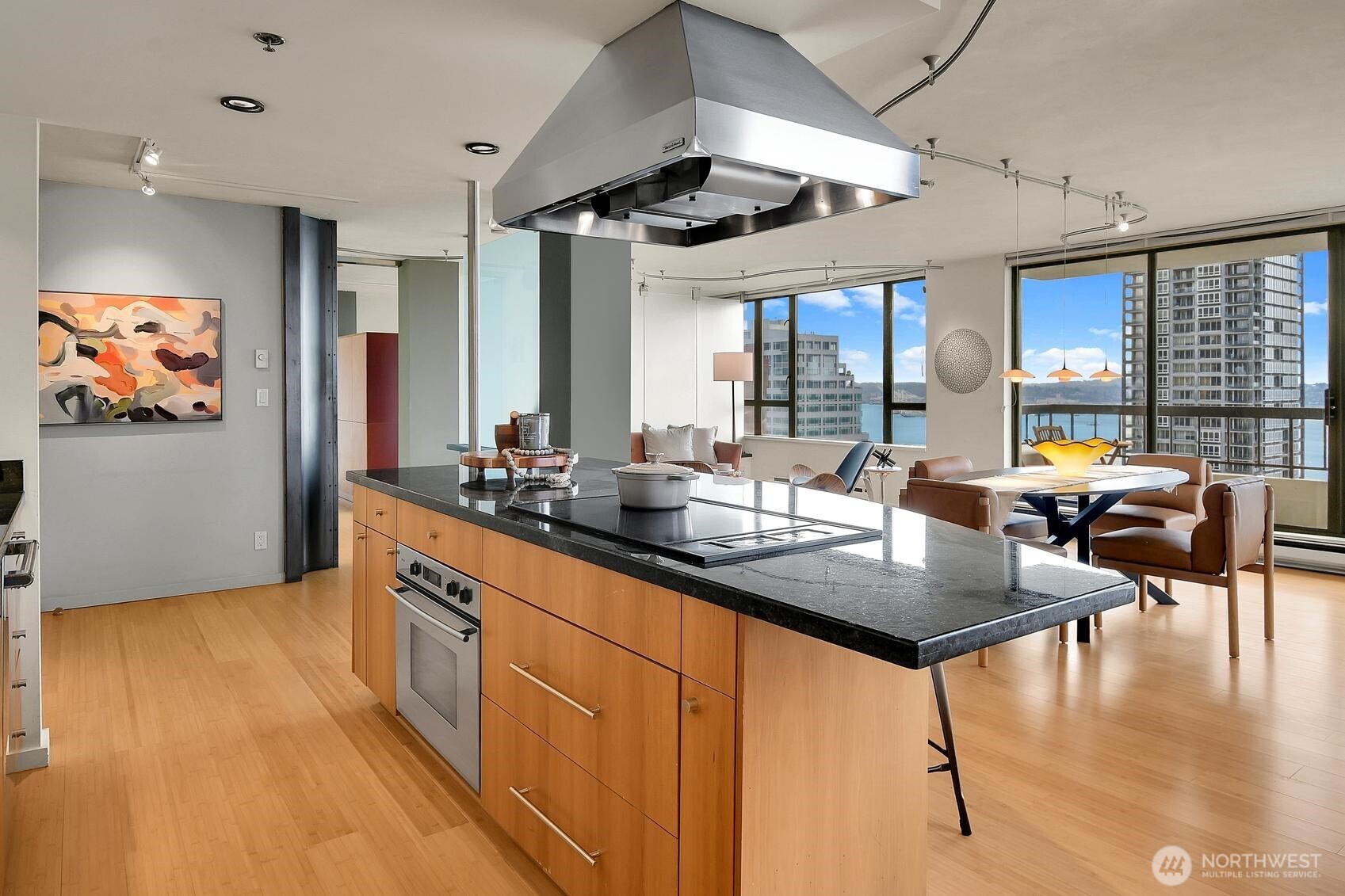 2201 3rd Avenue Unit: 2003