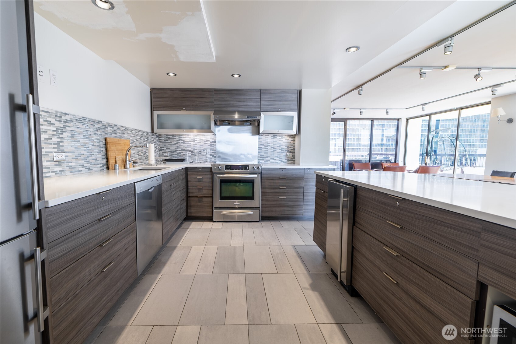 2201 3rd Avenue Unit: 2003