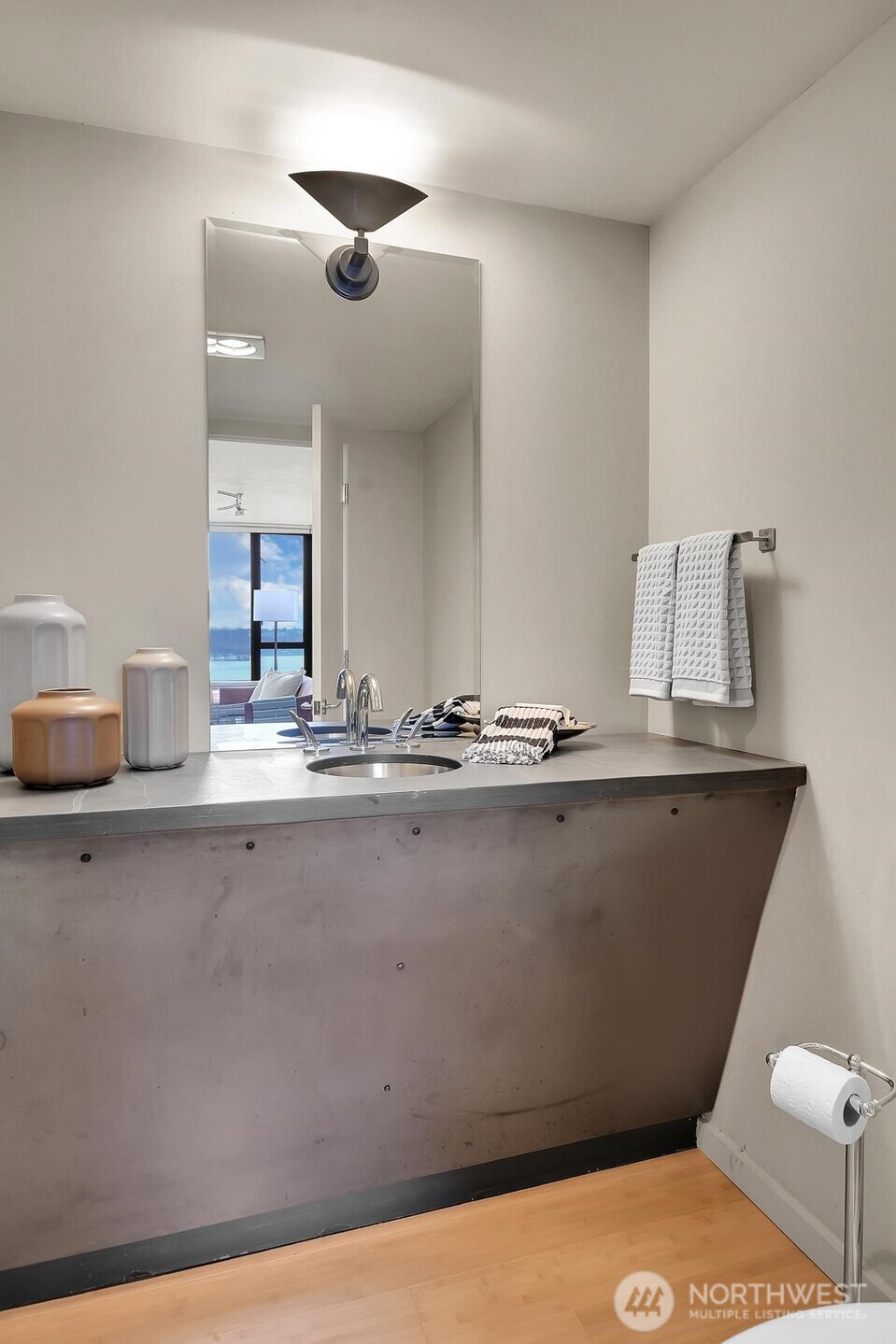 2201 3rd Avenue Unit: 2003