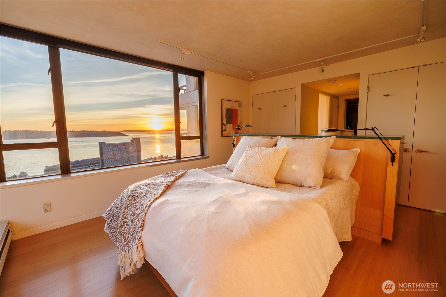 2201 3rd Avenue Unit: 2003