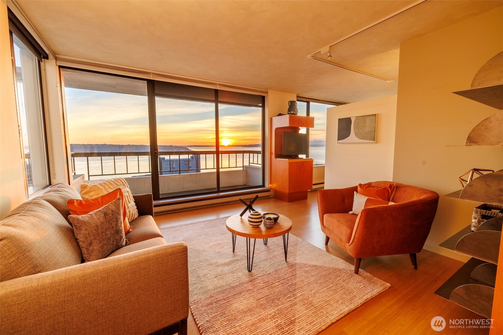 2201 3rd Avenue Unit: 2003