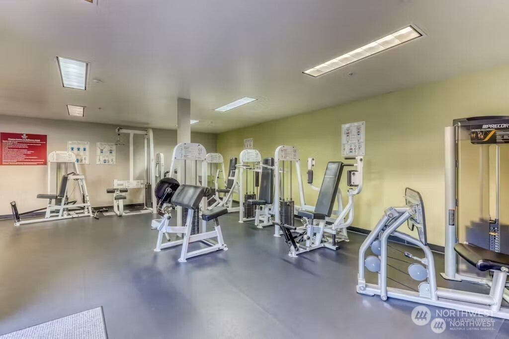 2414 1st Avenue Unit: 409