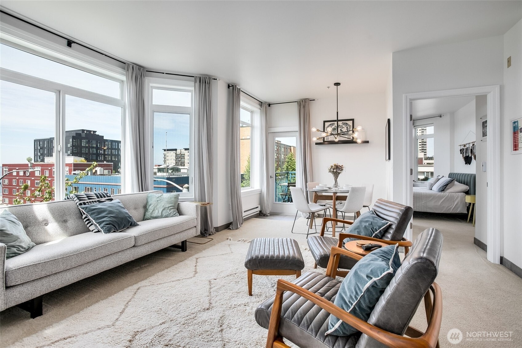 2414 1st Avenue Unit: 409