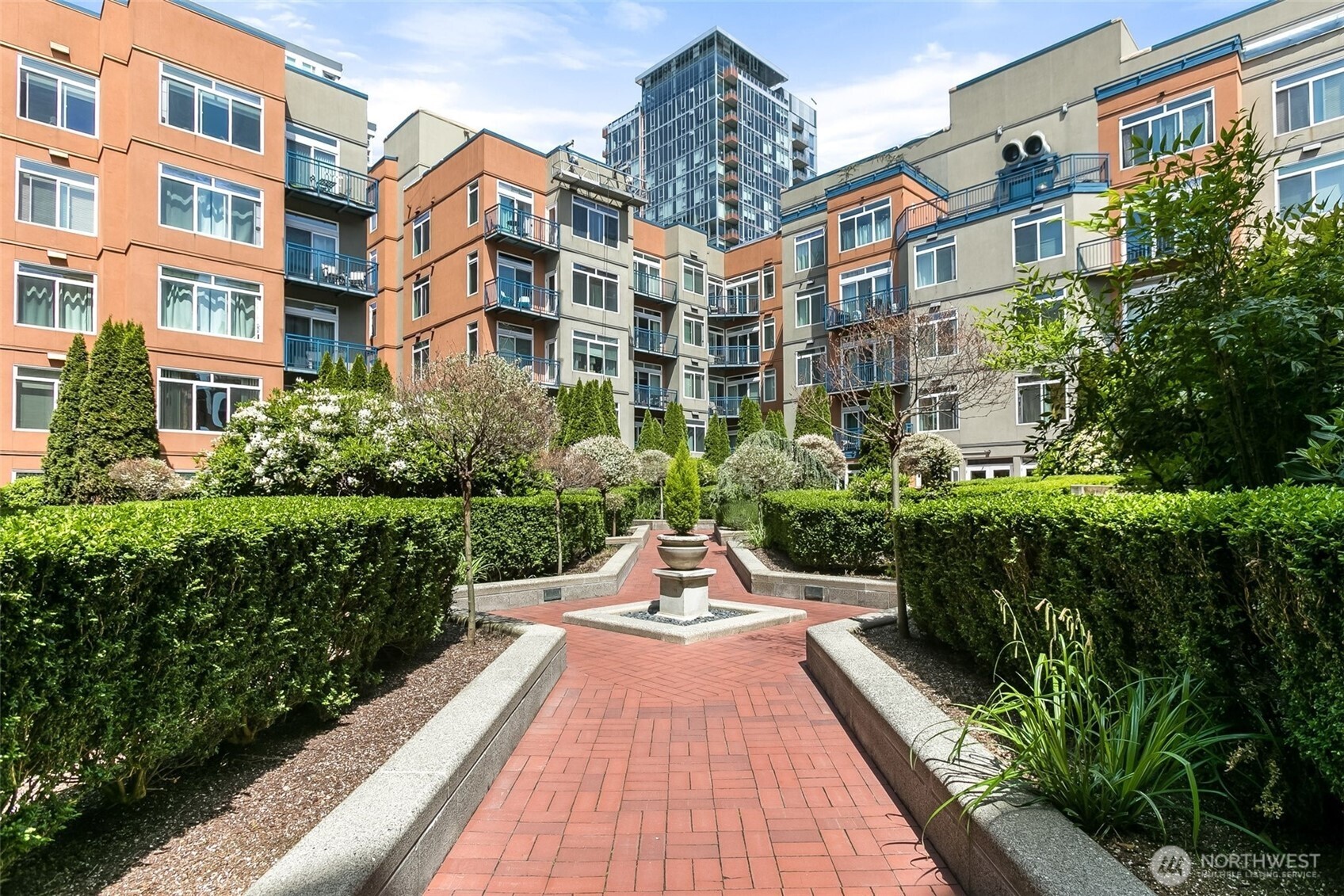 2414 1st Avenue Unit: 409