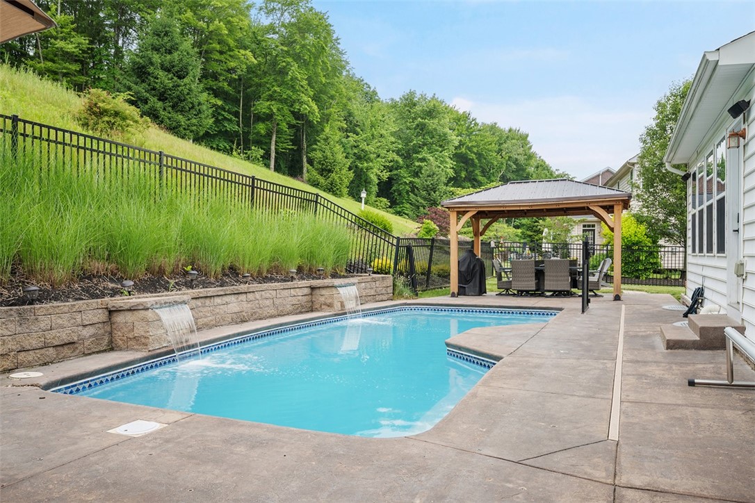 137 Sweetwater Drive