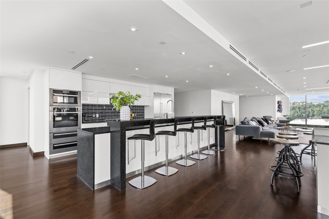 550 Market Street 19