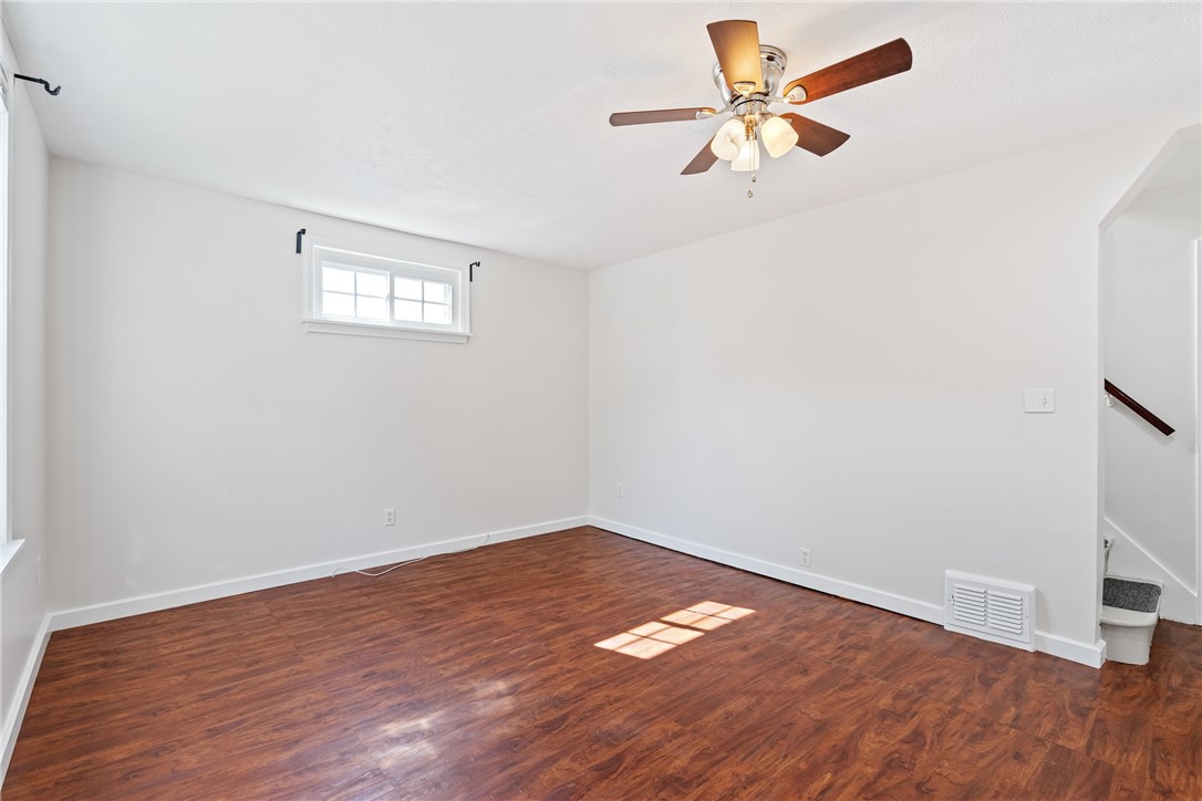 320 Sprott Way